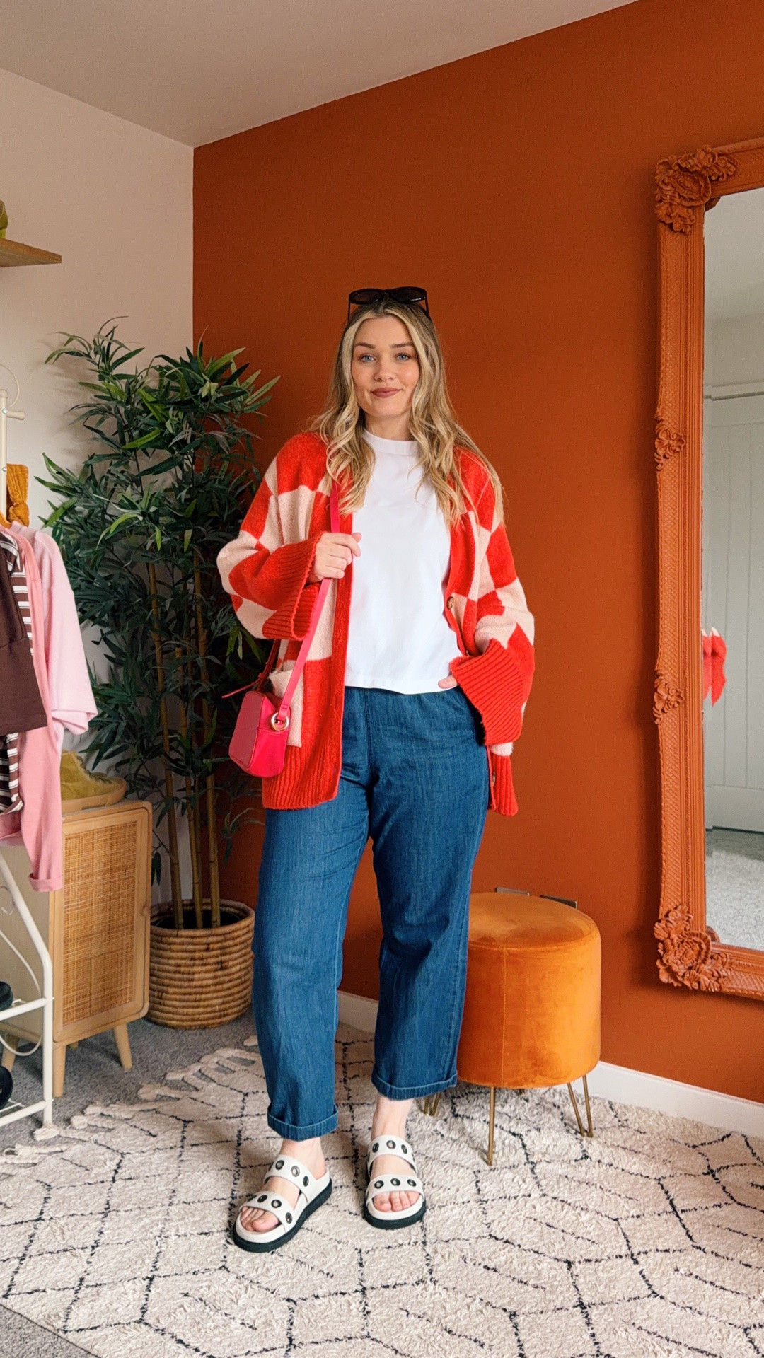I’m wearing.. 

“Jeans” - M, reg length
Tshirt - M
Cardigan - M

#LTKspring #LTKsummer #LTKuk