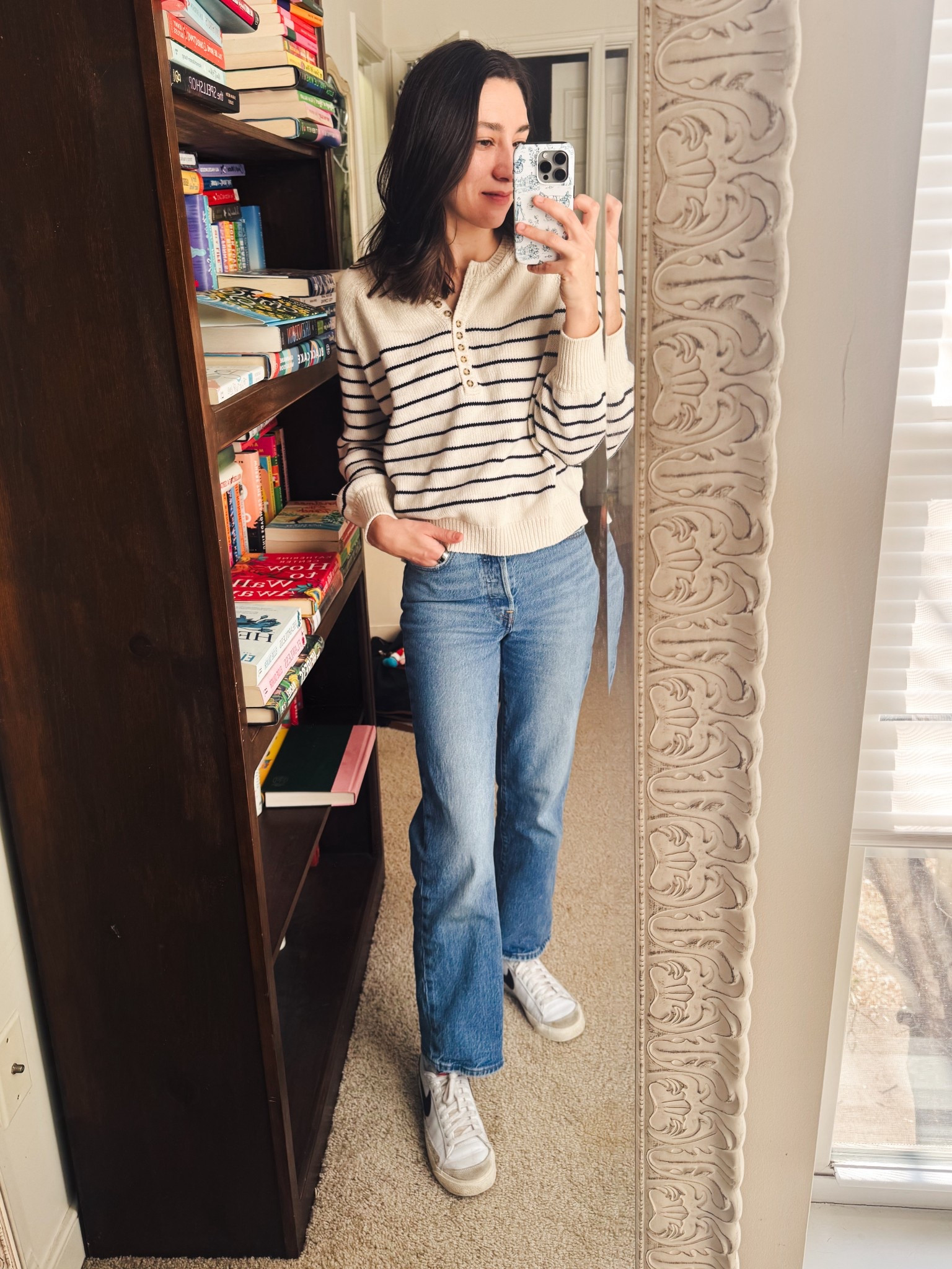 OOTD featuring a sezane sweater and Levi jeans

#LTKSeasonal #LTKootd