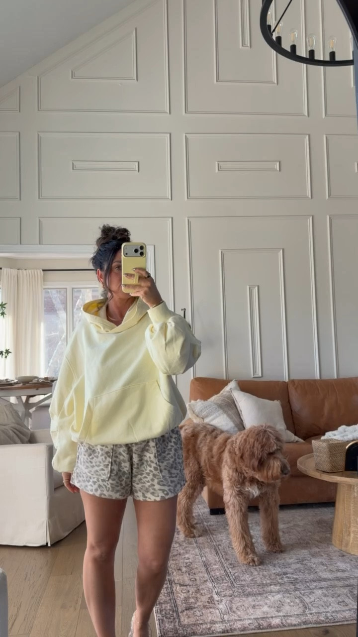 Yellow with leopard is the best combo 💛

#LTKSeasonal #LTKootd #LTKgrwm