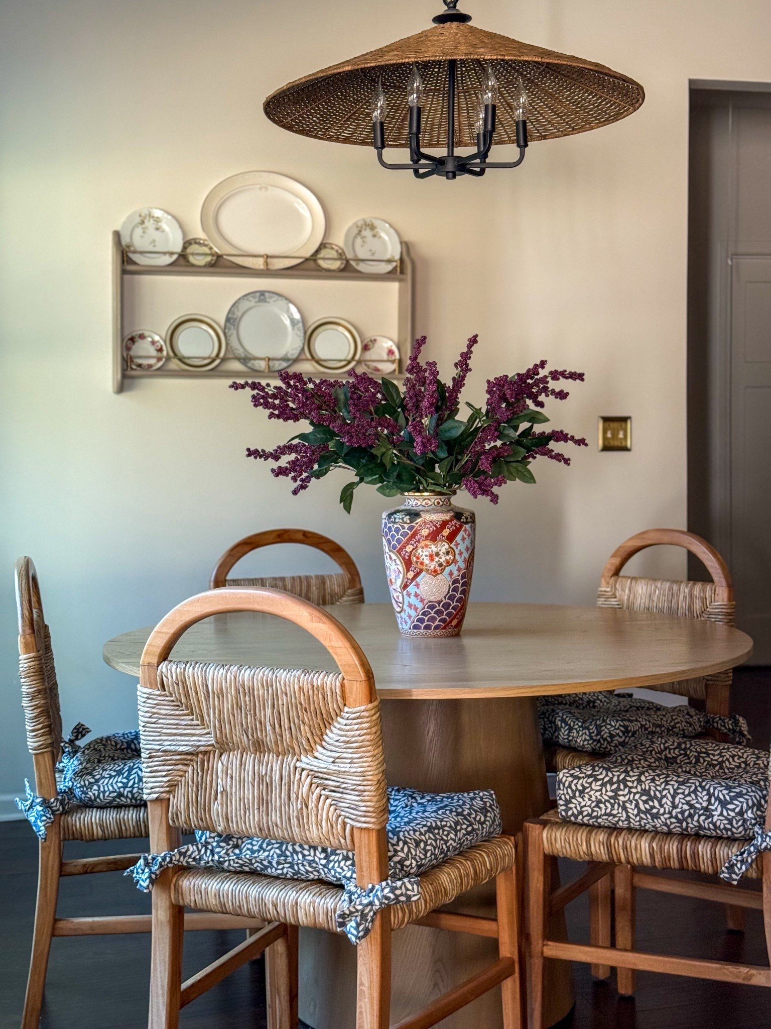 Dining/breakfast nook winter refresh, plate holder, round dining table, winter stems, stems, home decor, chair cushions, dining light, chandelier, woven chandelier, wayfair

#LTKSeasonal #LTKHome #LTKFindsUnder50