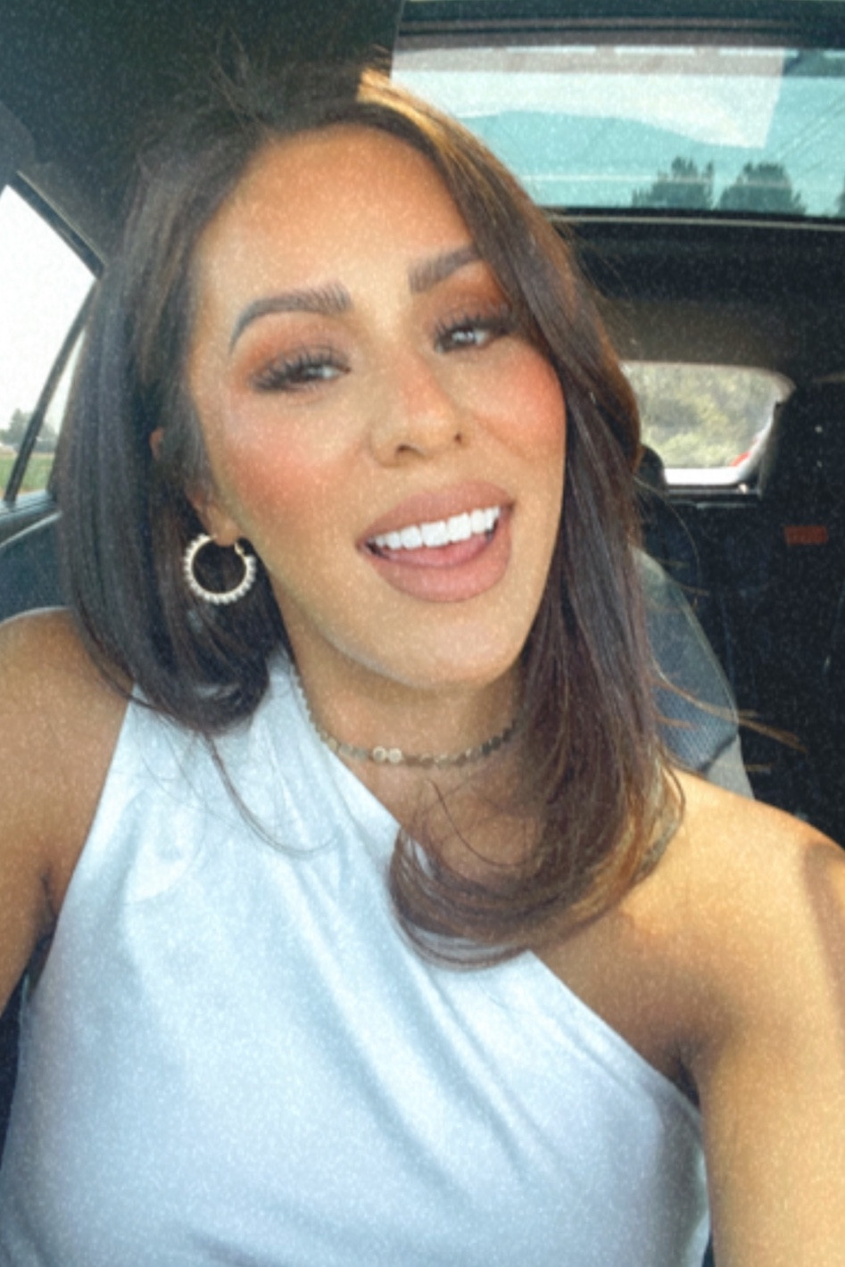 ✨💫💅🏽🩵🦋