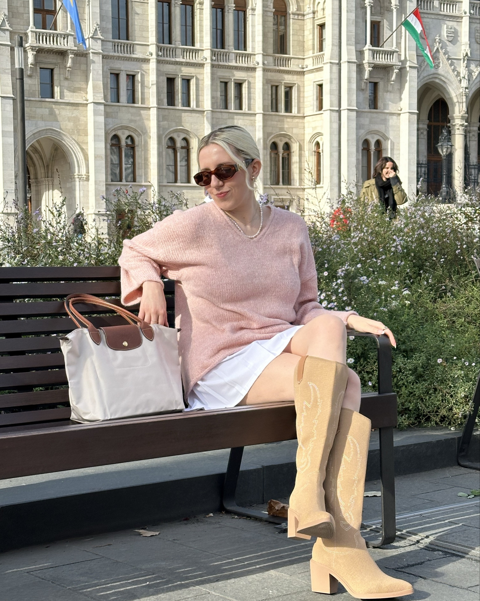 Girly Fall look 🎀 #femininestyle #pinkcardigan #cowboyboots #tennisskirt #longchamplepliage

#LTKSeasonal #LTKItBag #LTKShoeCrush