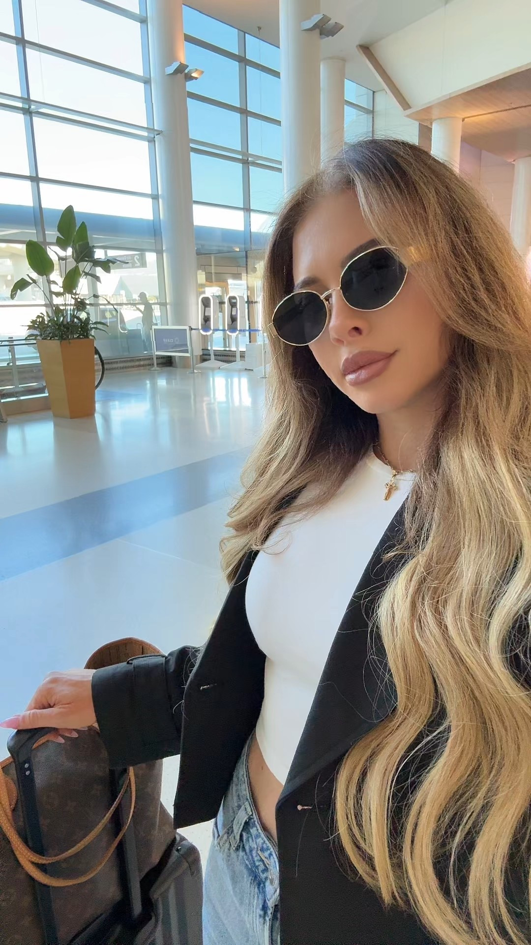 Stylish shades, sunny days, and prices that won’t break the bank — snag these affordable sunglasses and elevate your look for less!

#LTKFindsUnder50 #LTKSaleAlert #LTKSeasonal