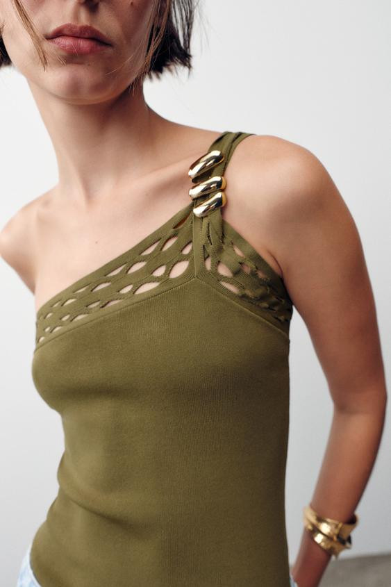 ASYMMETRIC KNIT TOP | Zara US