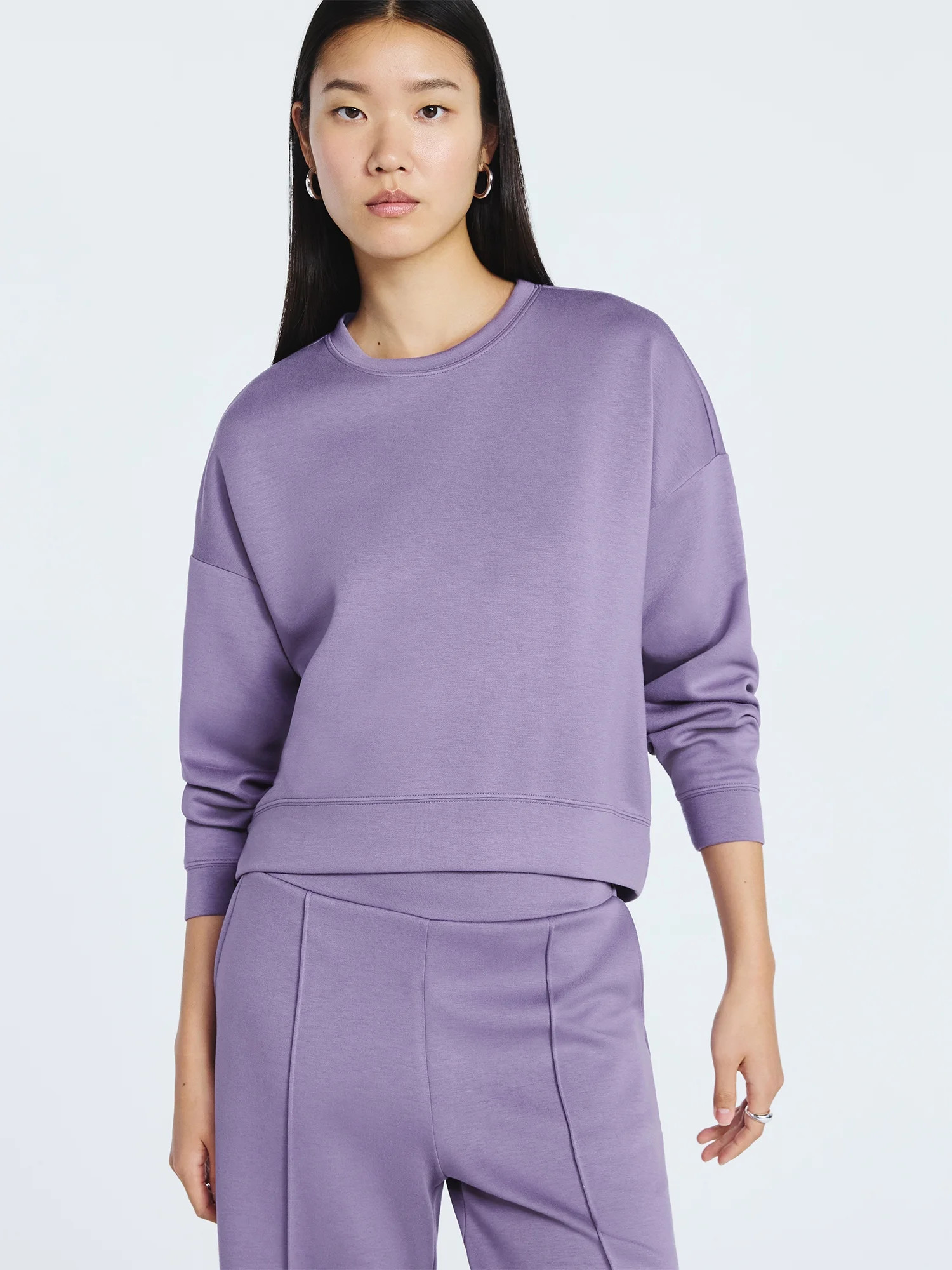 Scoop Women's and Women's Plus New Scubaknit Cropped Sweatshirt with Drop Sleeves, Sizes XS-4X | Walmart (US)