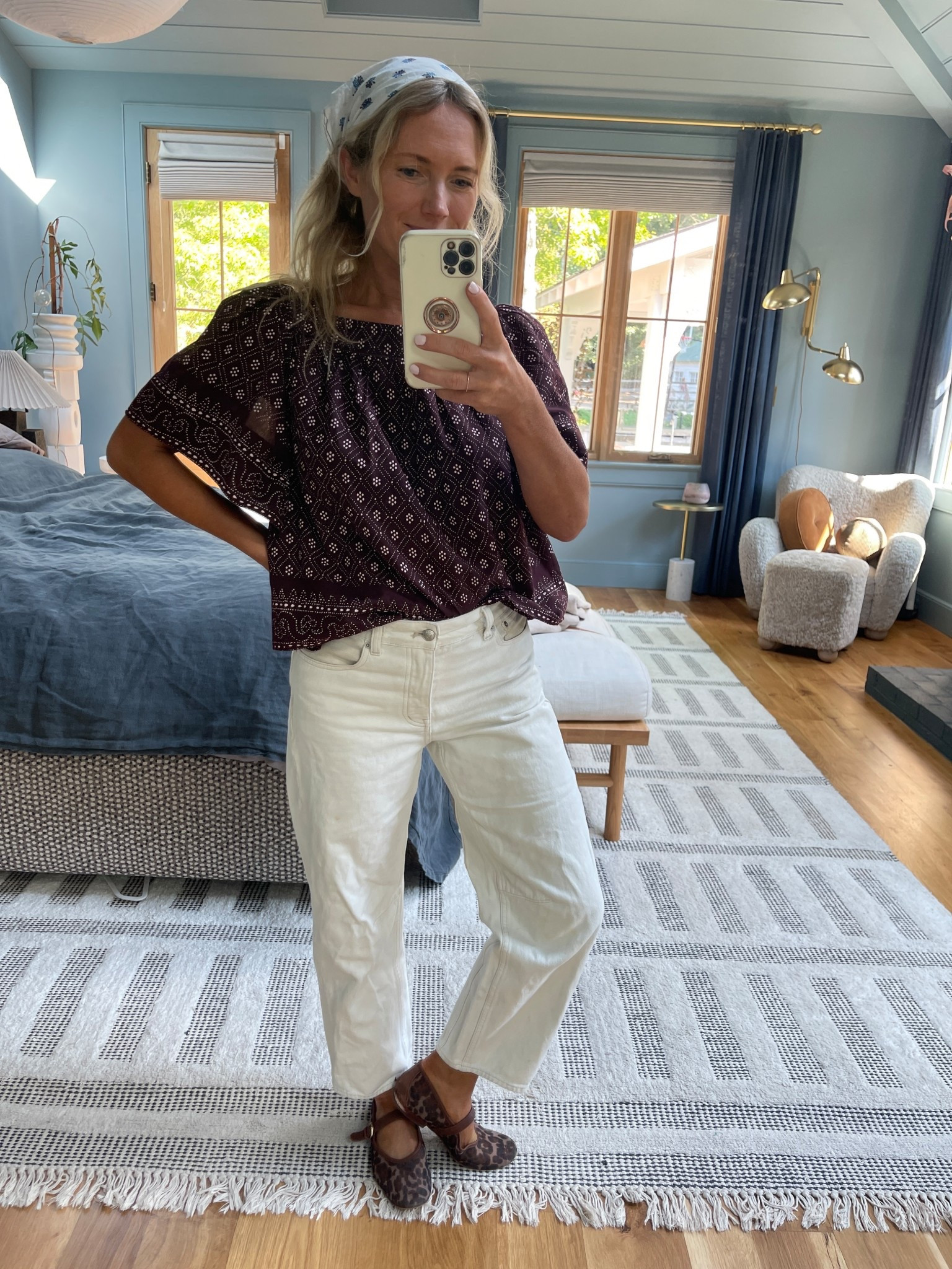 My whole outfit is on sale this weekend! Wearing a S in the top, size 25 in the jeans, and shoes are tts!