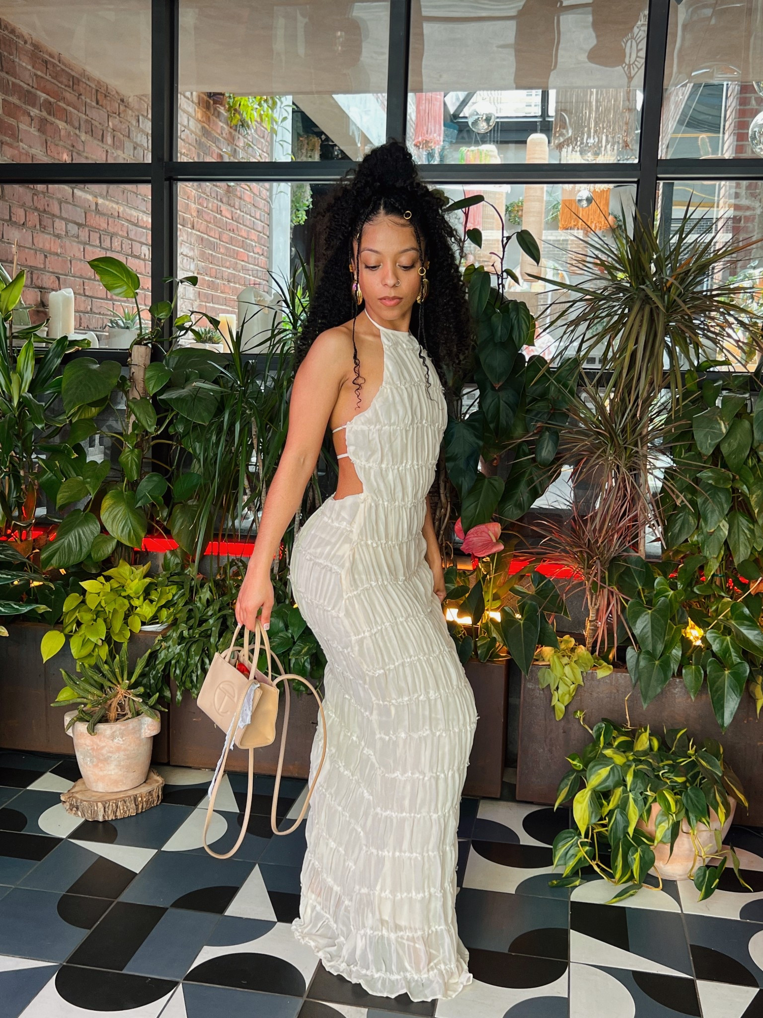 Elegant but hot all in one! Wearing size 0 (true to size) 

#LTKSummerEdit #LTKSeasonal #LTKStyleTip