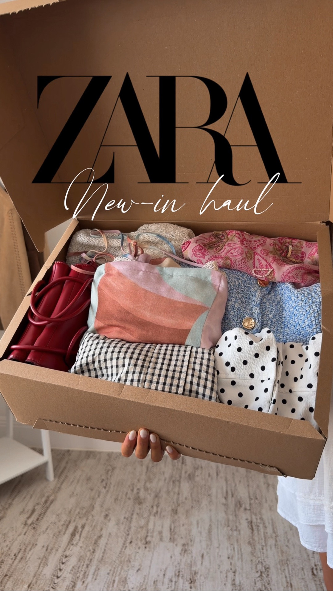 ZARA NEW-IN HAUL!! 🍬🌸🩵✨

Zara is SOOOO GOOD atm!!! All the summer colours are out in full force 😍😍 the first set is giving dreamy summer pastel vibes 🍬 & the sparkly cape wow wow - perfect for a night out or as a cover up on holiday / beach party!! Also love the puffball shorts outfit 🤤🖤

#LTKsummer #LTKuk #LTKstyletip