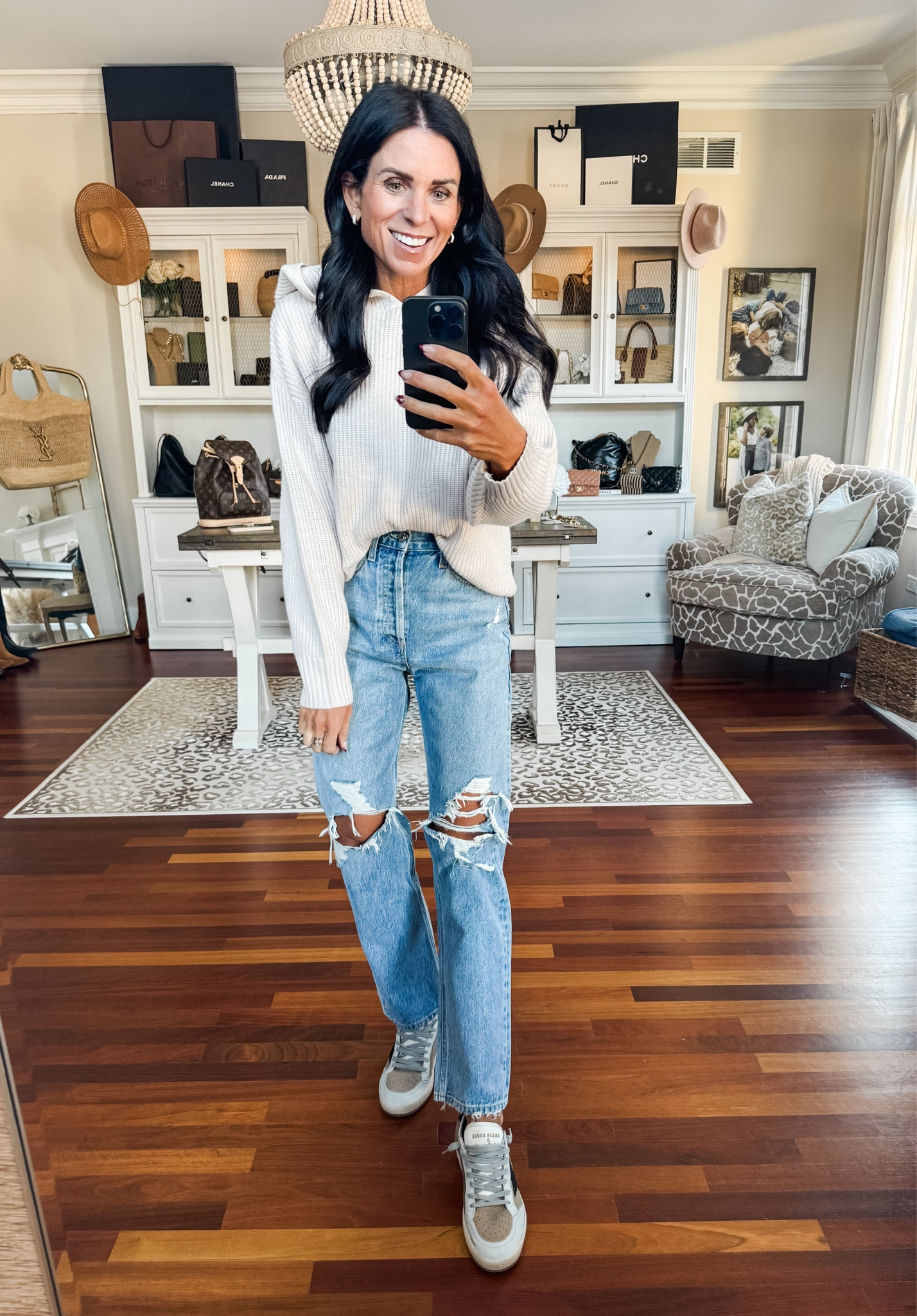 Small sweater 
23 denim 

#LTKFindsUnder50 #LTKStyleTip #LTKSeasonal