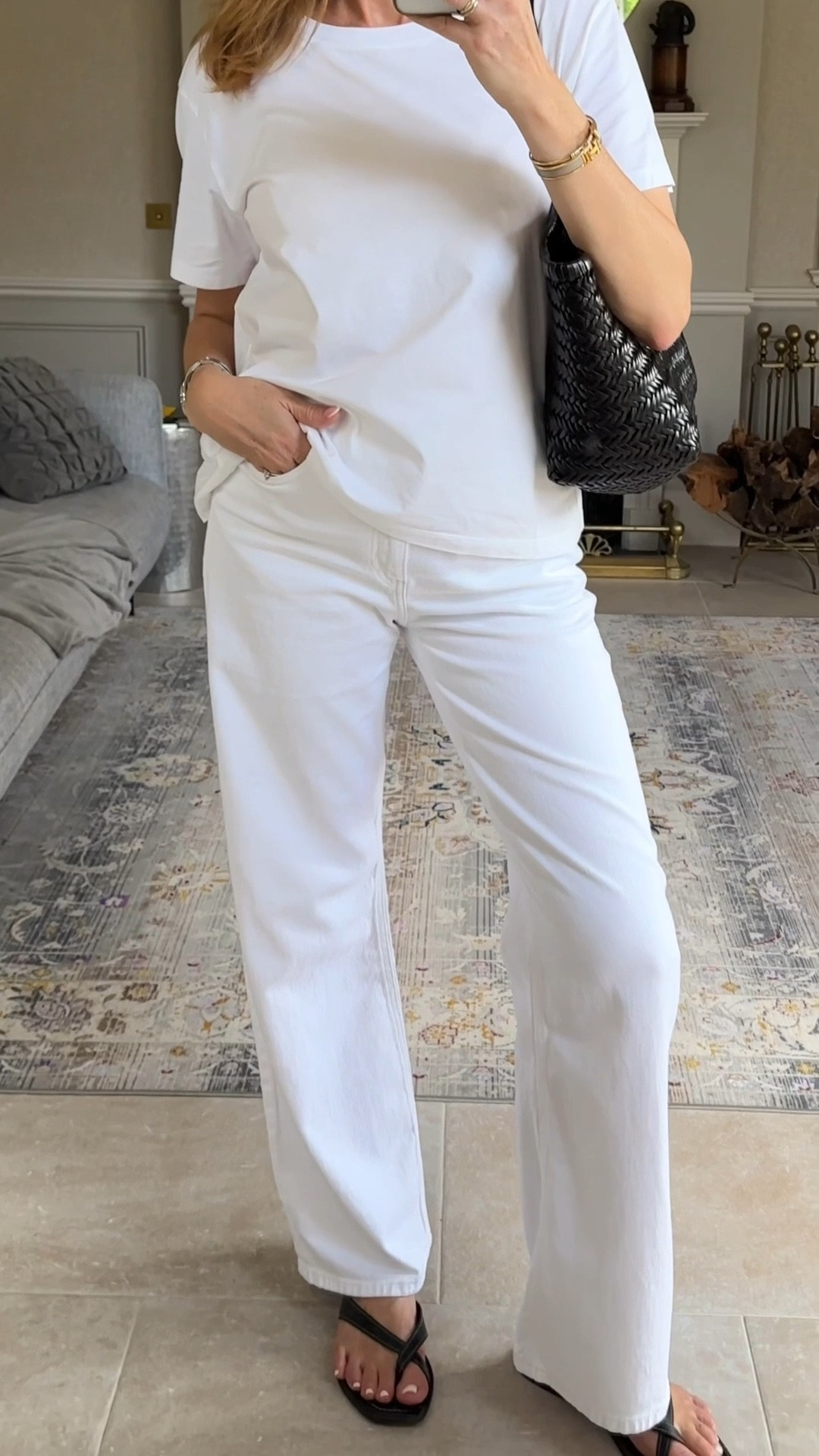 H&M members 15% off! 
White tee size L
Wide leg jeans size UK12

#LTKstyletip #LTKuk