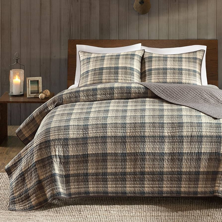 Woolrich Reversible Quilt Cabin Lifestyle Design - All Season, Breathable Coverlet Bedspread Bedd... | Amazon (US)