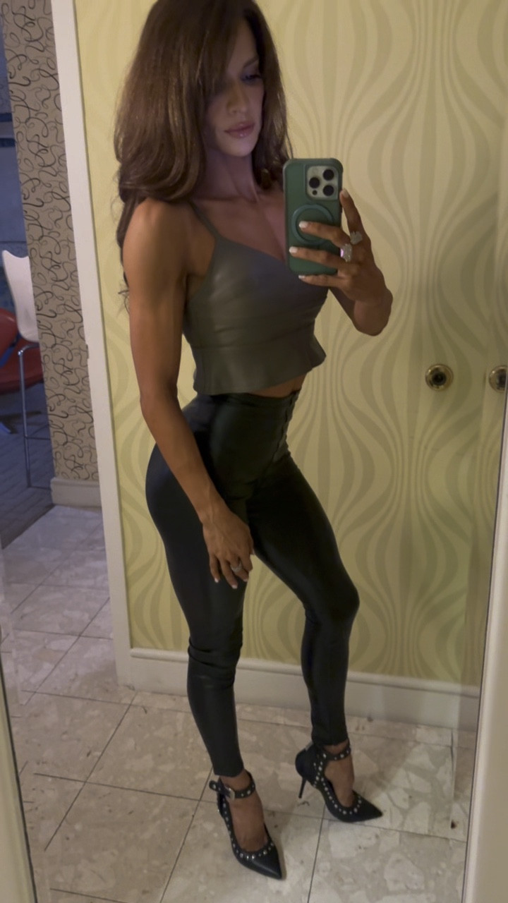 Post natural Olympia awards outfit. Tap below to shop!

#LTKFitness #LTKHoliday #LTKVideo