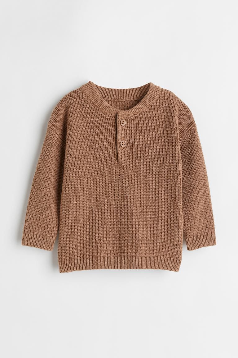 Waffle-knit Henley top | H&M (UK, MY, IN, SG, PH, TW, HK)
