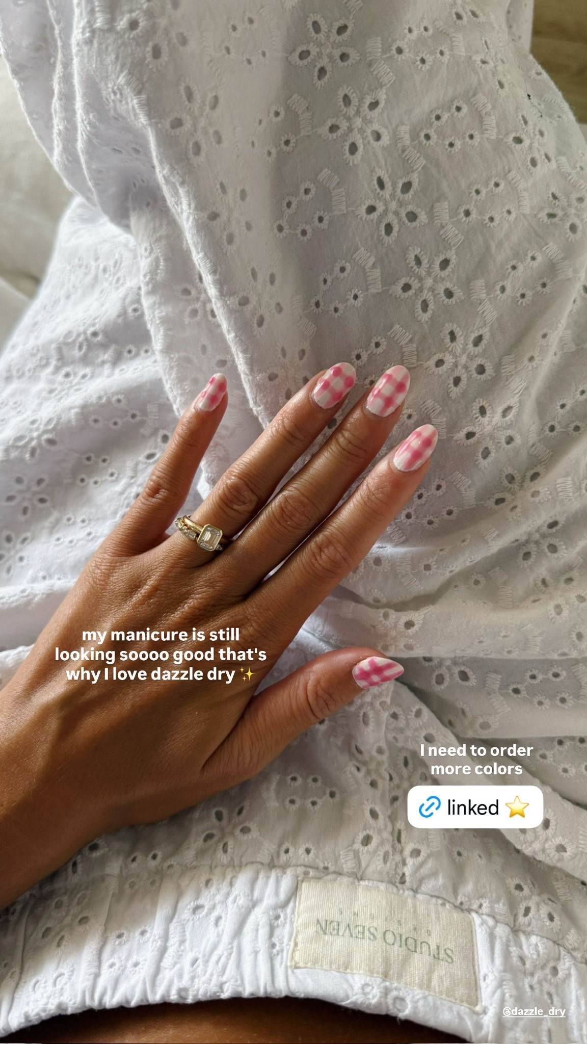 my dazzle dry nails 💅🏼⭐️

#LTKBeauty