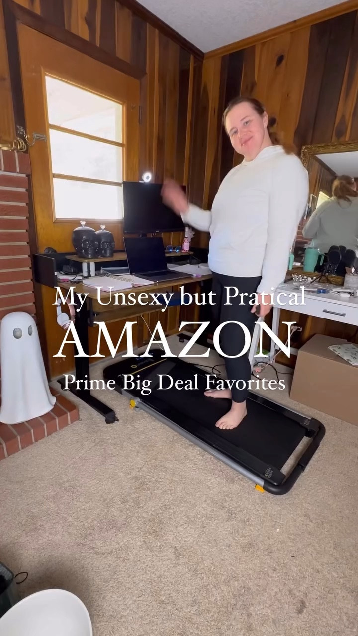 Prime day deal on my home office set up 

#LTKsalealert
