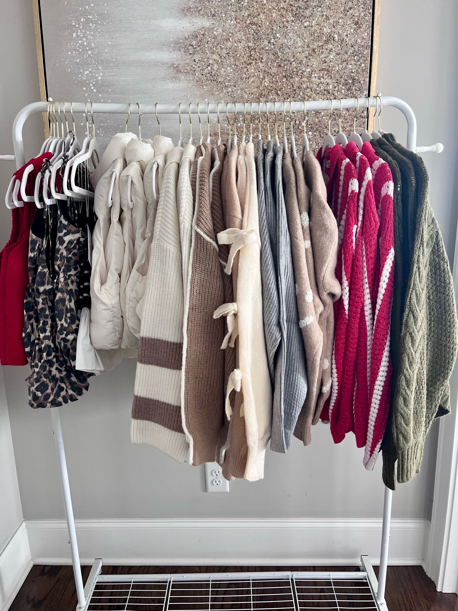 Save with code insta10
Sweaters sale
Leopard top


#LTKFindsUnder100 #LTKSaleAlert #LTKFindsUnder50