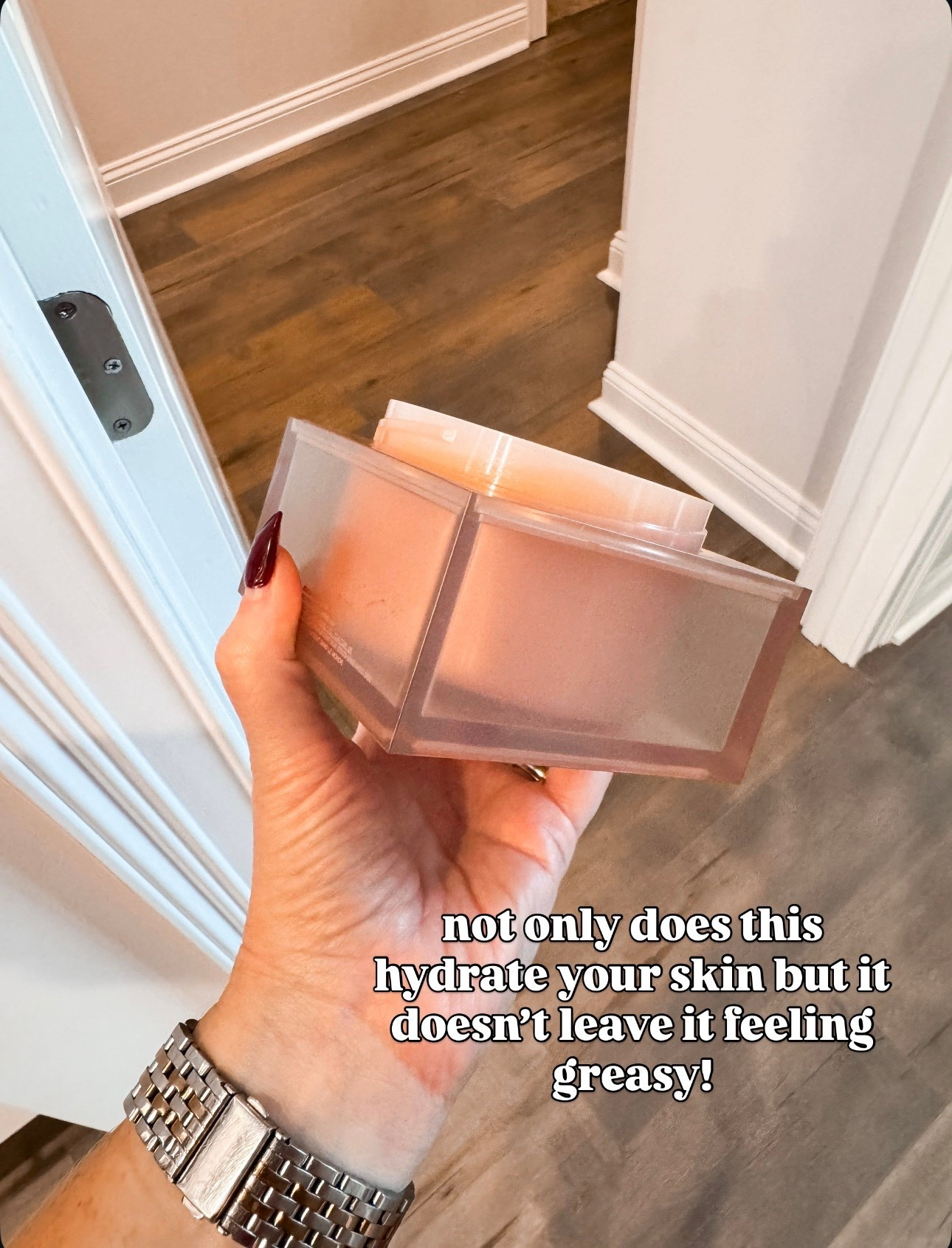 Anti aging favorites! Moisturizing body cream that doesn’t leave your skin feeling greasy!

#LTKBeauty