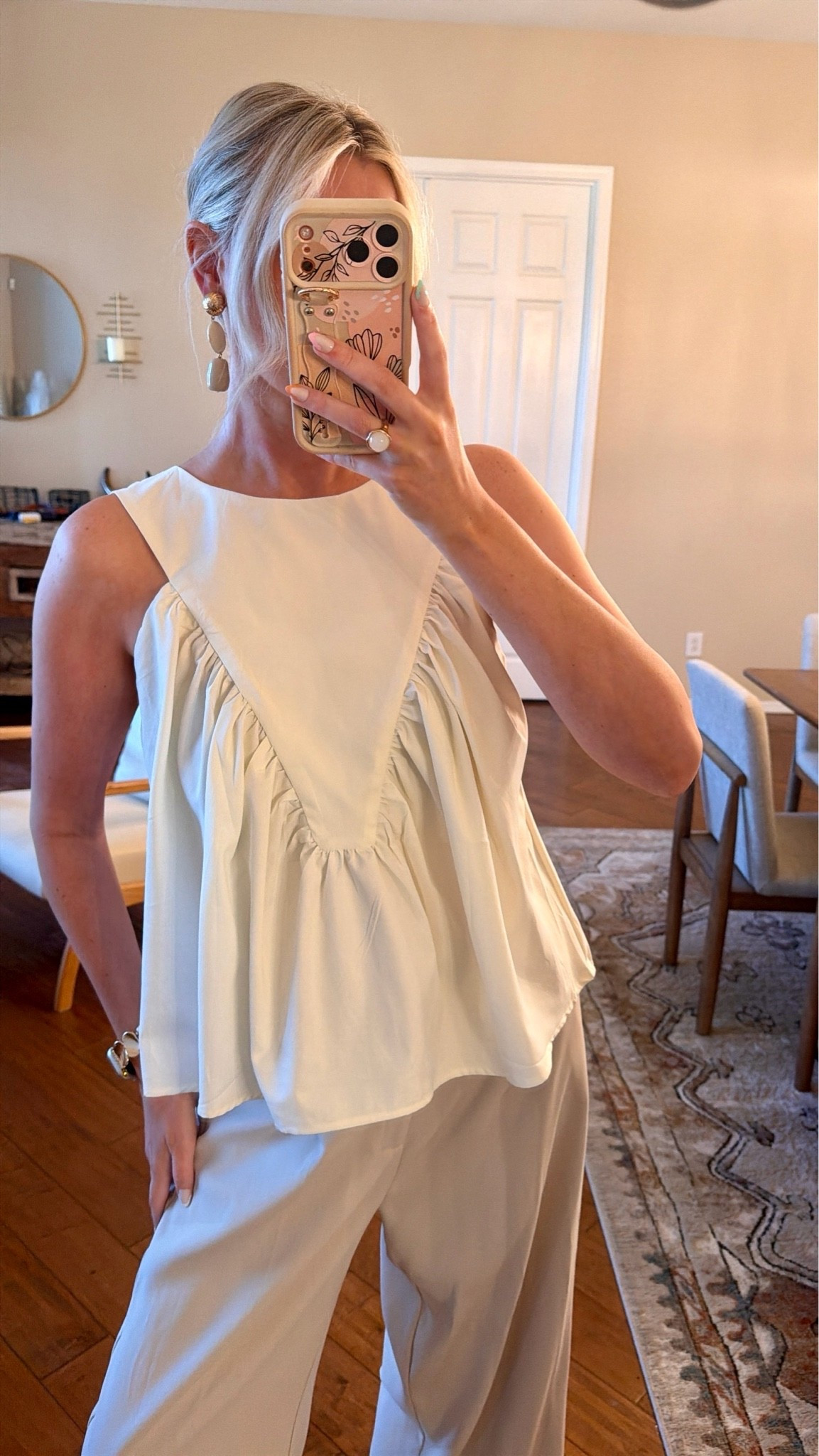 Amazon blouse 🤍

#LTKootd #LTKgrwm