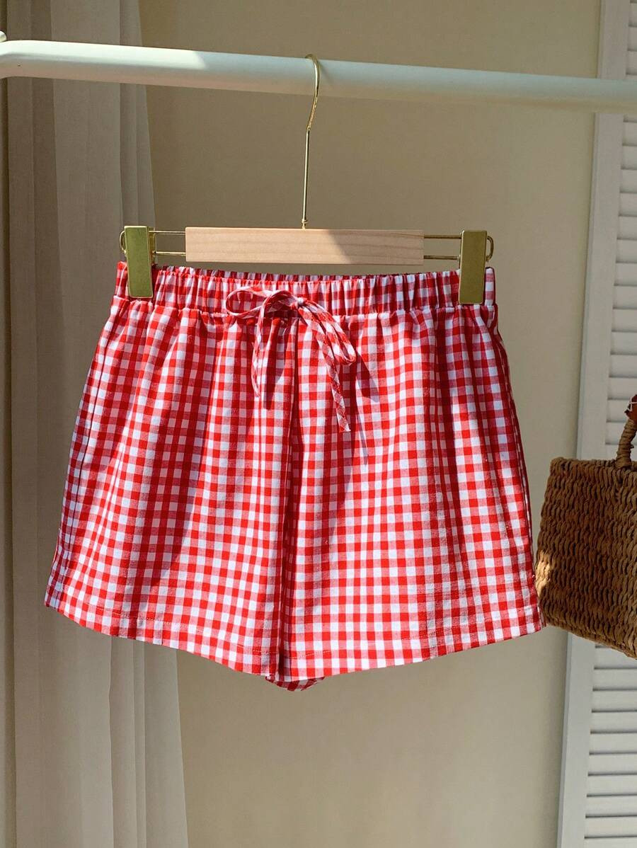 Comfortcana Valentine's Day,Women's Plus Size Red & White Plaid Woven Elastic Waistband Shorts | SHEIN