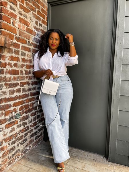 Love a good brunch look. These jeans .. you need them. Go up 1 size for thigh comfort  

#LTKcurves #LTKunder100 #LTKbeauty
