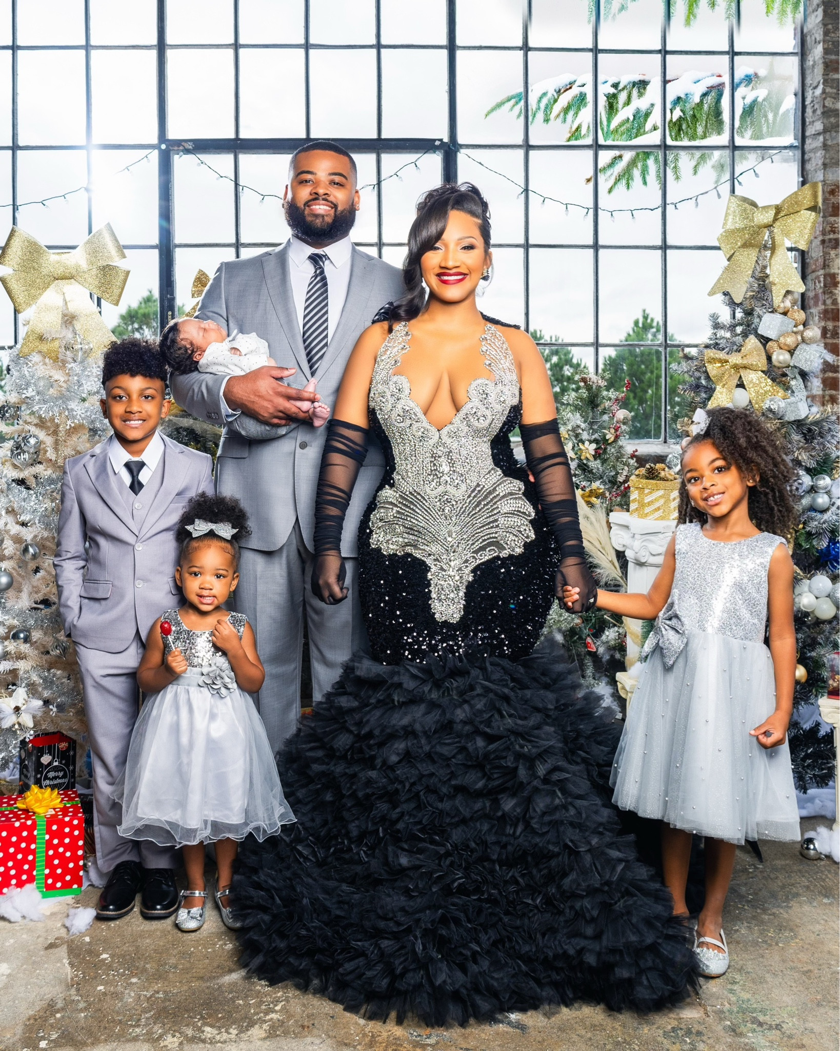 Holiday Shoot 2024 ✨

#LTKHoliday #LTKGiftGuide #LTKFamily