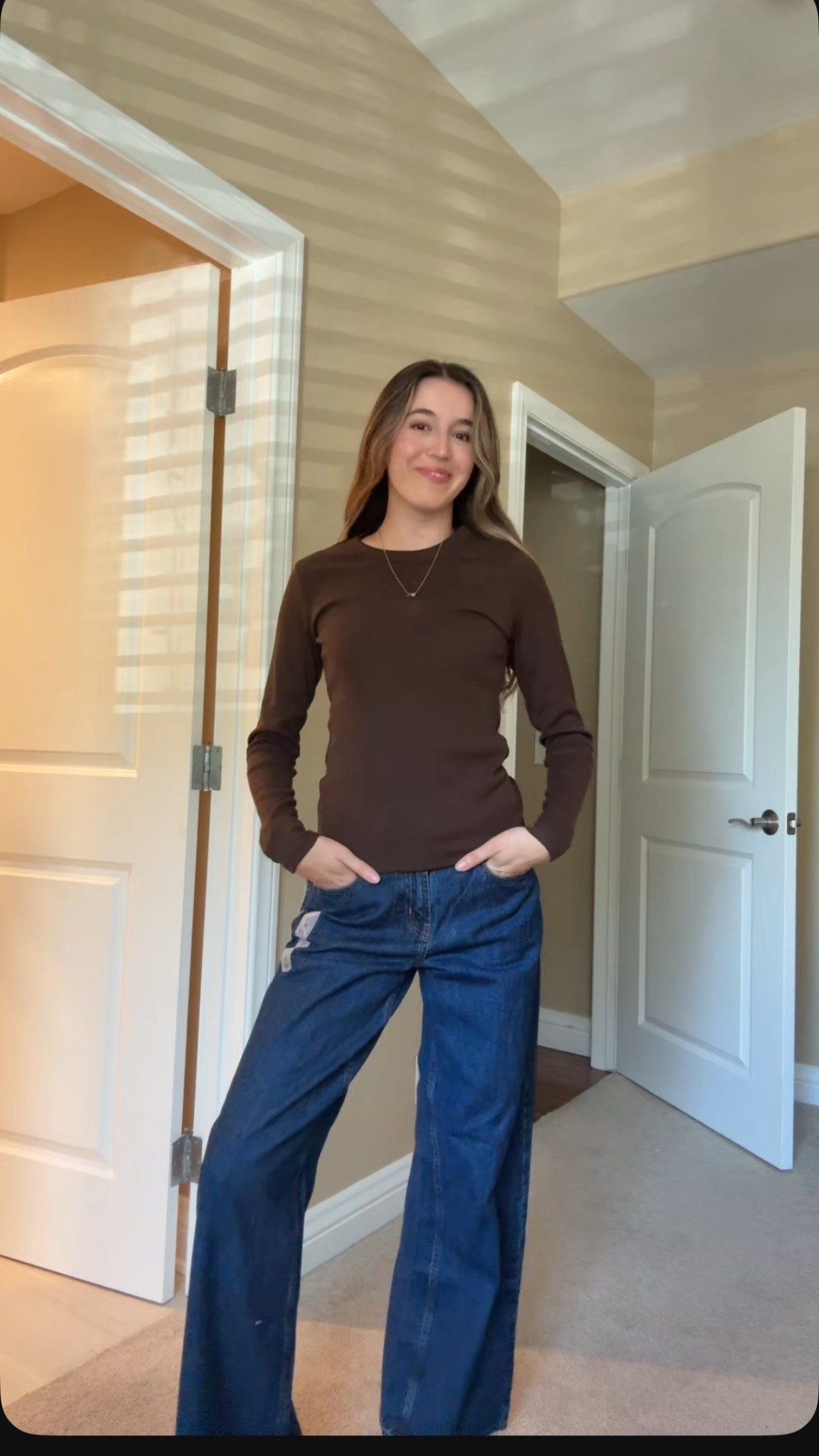 perfect long sleeve and jeans for fall

#LTKSaleAlert #LTKFindsUnder50