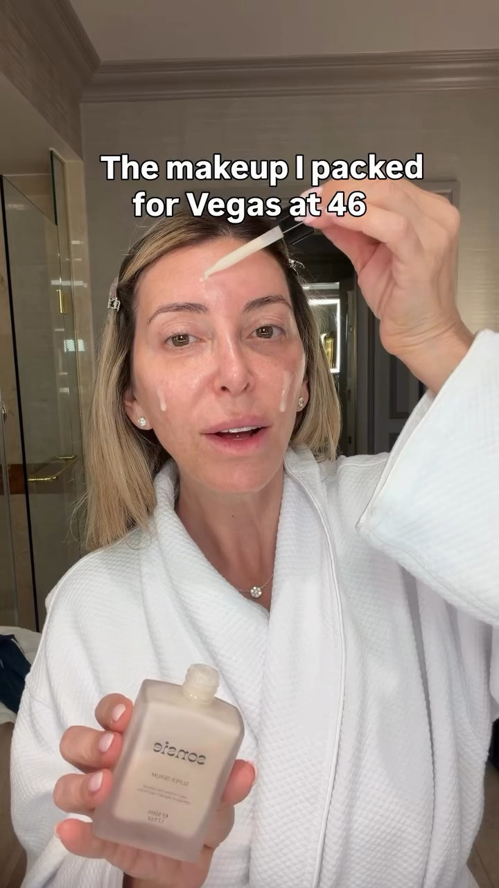 Vegas baby 🎲 and all the makeup that made the cut for this trip plus some new faves! 

Comment shop for links:) 

#grwmmakeup #beautyover40 #over40beauty
