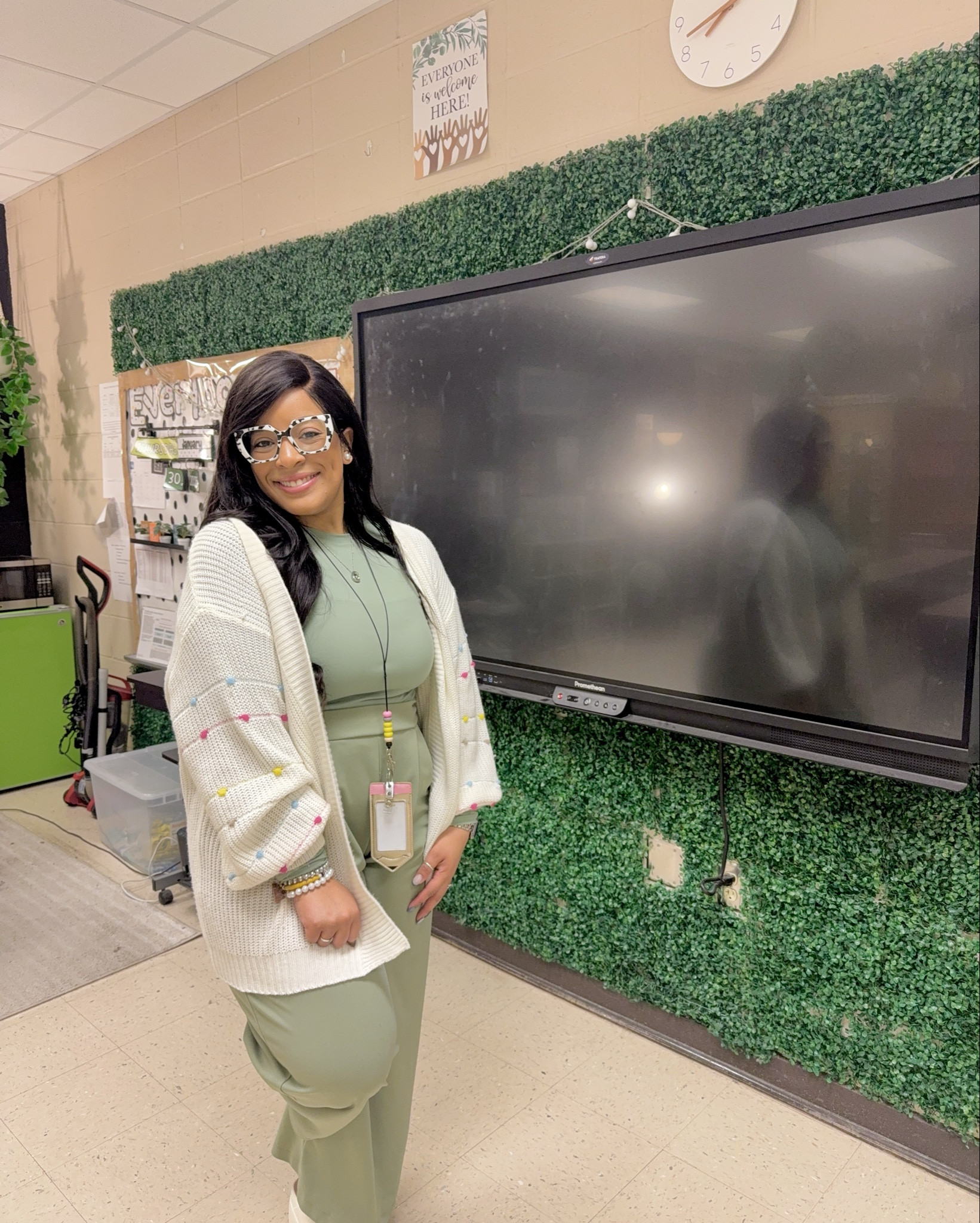 SHIRT: TT shop (linked in my showcase on profile) 
Pants: FASHIONNOVA (Ciao Bella Wide Leg Pant Set - Sage) 