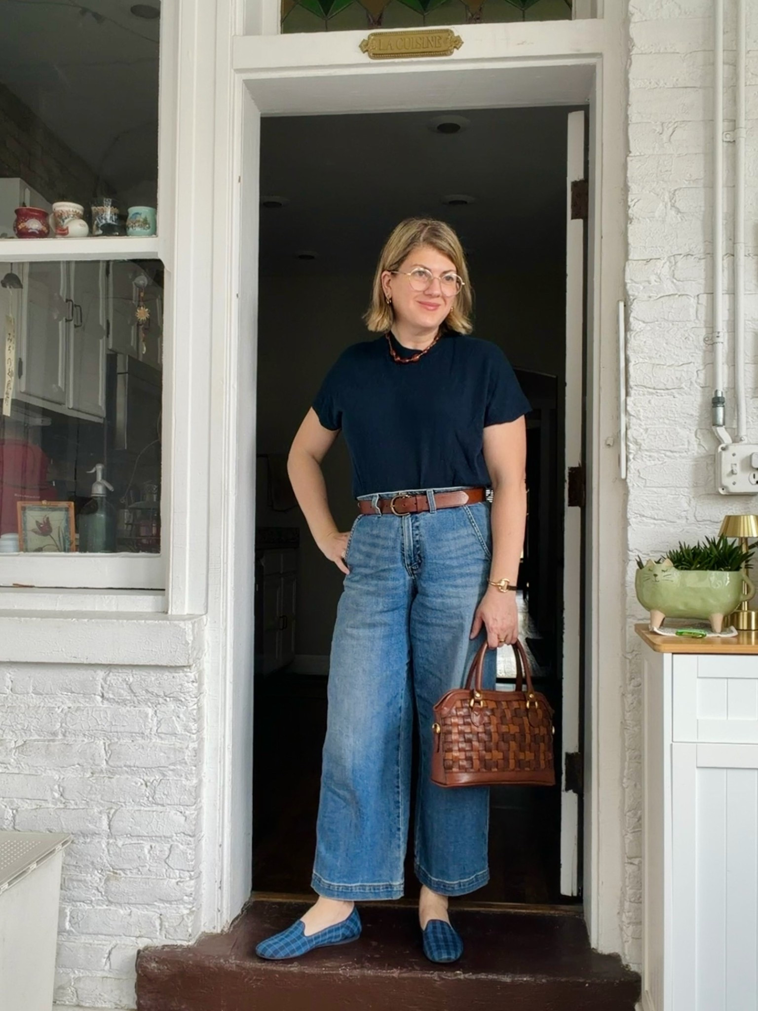 Off to a networking breakfast!  🤍 Unlinkables: Cashmere tee is thrifted Vince. Bag is thrifted vintage Elka. Necklace and bracelet are souvenirs from Sevilla.

#LTKootd #LTKOver40 #LTKMidsize