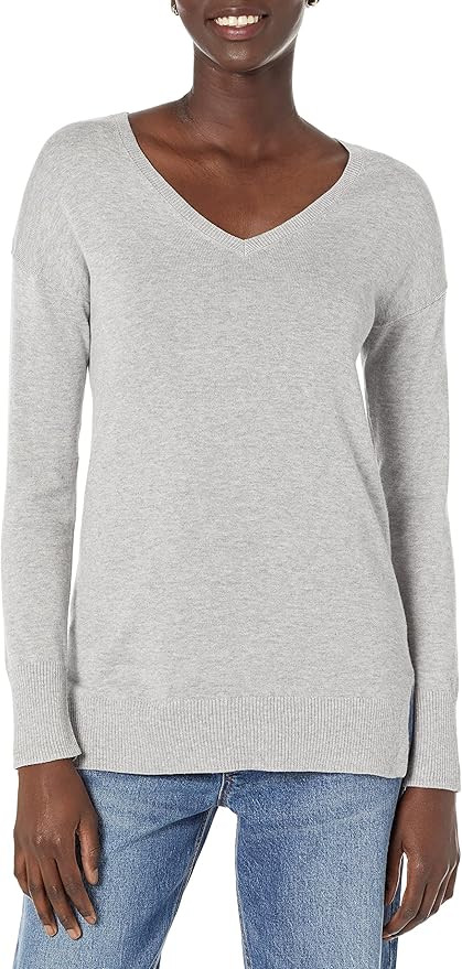 Amazon Essentials Women's Lightweight Long-Sleeve V-Neck Tunic Sweater (Available in Plus Size) | Amazon (US)