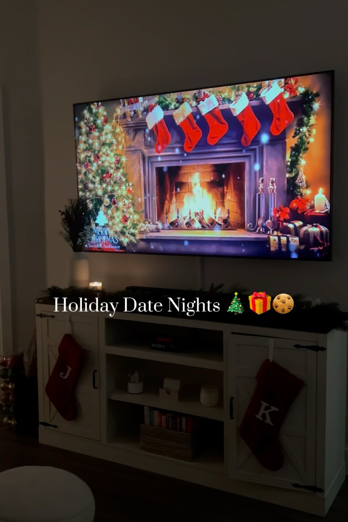 Some things we used for our holiday date night 🎁♥️
