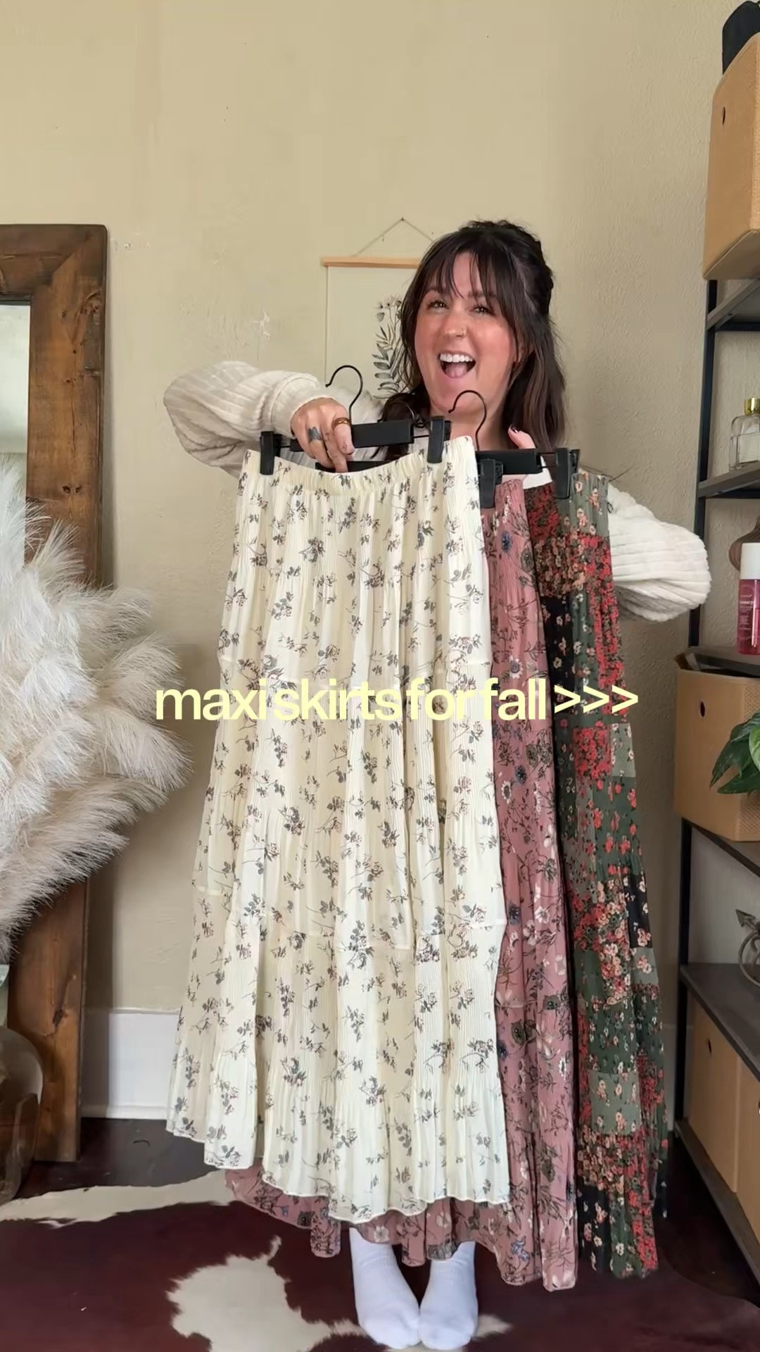 my fav maxi skirt of all time!! perfect for YEAR ROUND! In winter I wear leggings under! I am 5'1 size 10 wearing medium

#LTKSeasonal #LTKMidsize #LTKBeauty