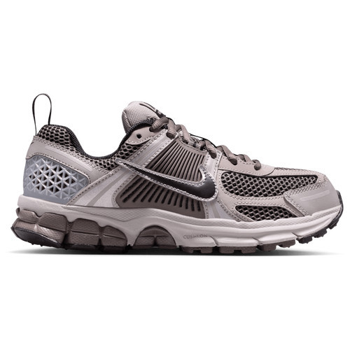 Nike Boys Vomero 5 - Boys' Grade School - Grey / Black / Silver Size 7.0 | Champs Sports