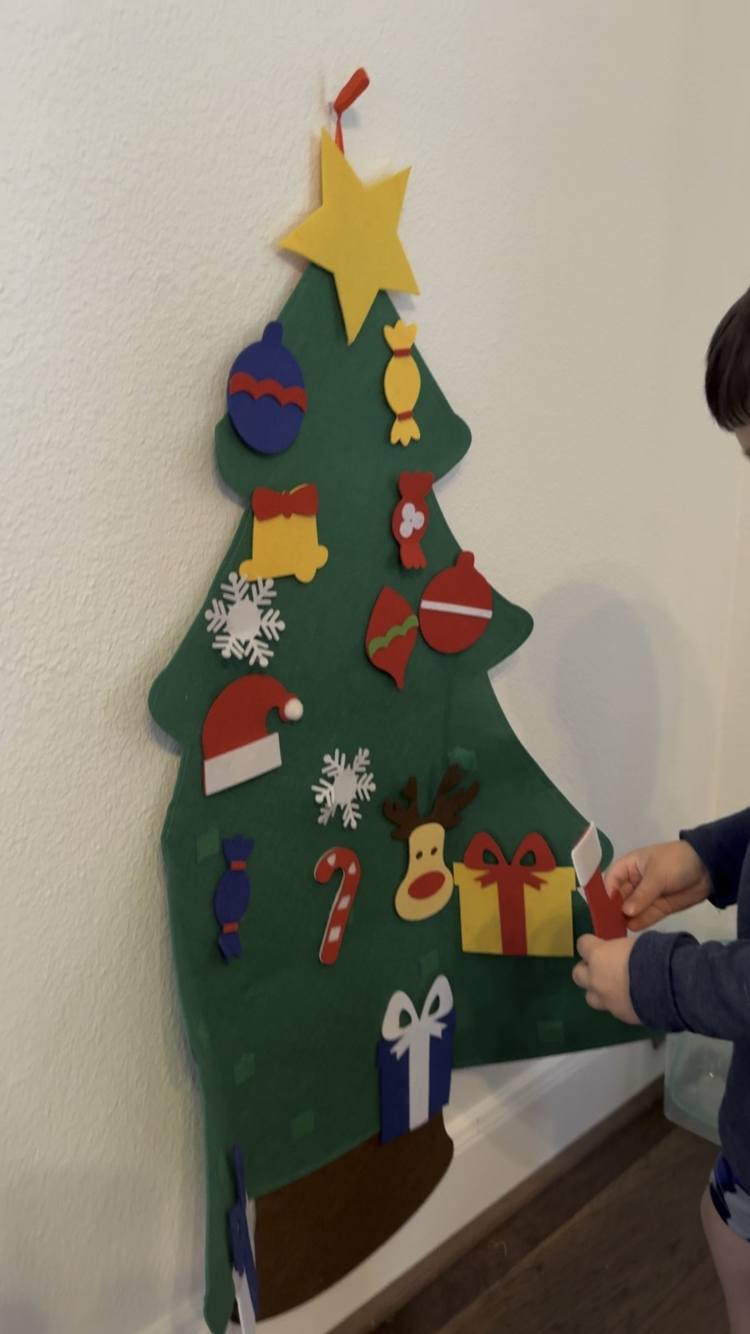 Amazon Felt Christmas Tree for Kids! 🎄🥰

#LTKKids #LTKHoliday #LTKSeasonal