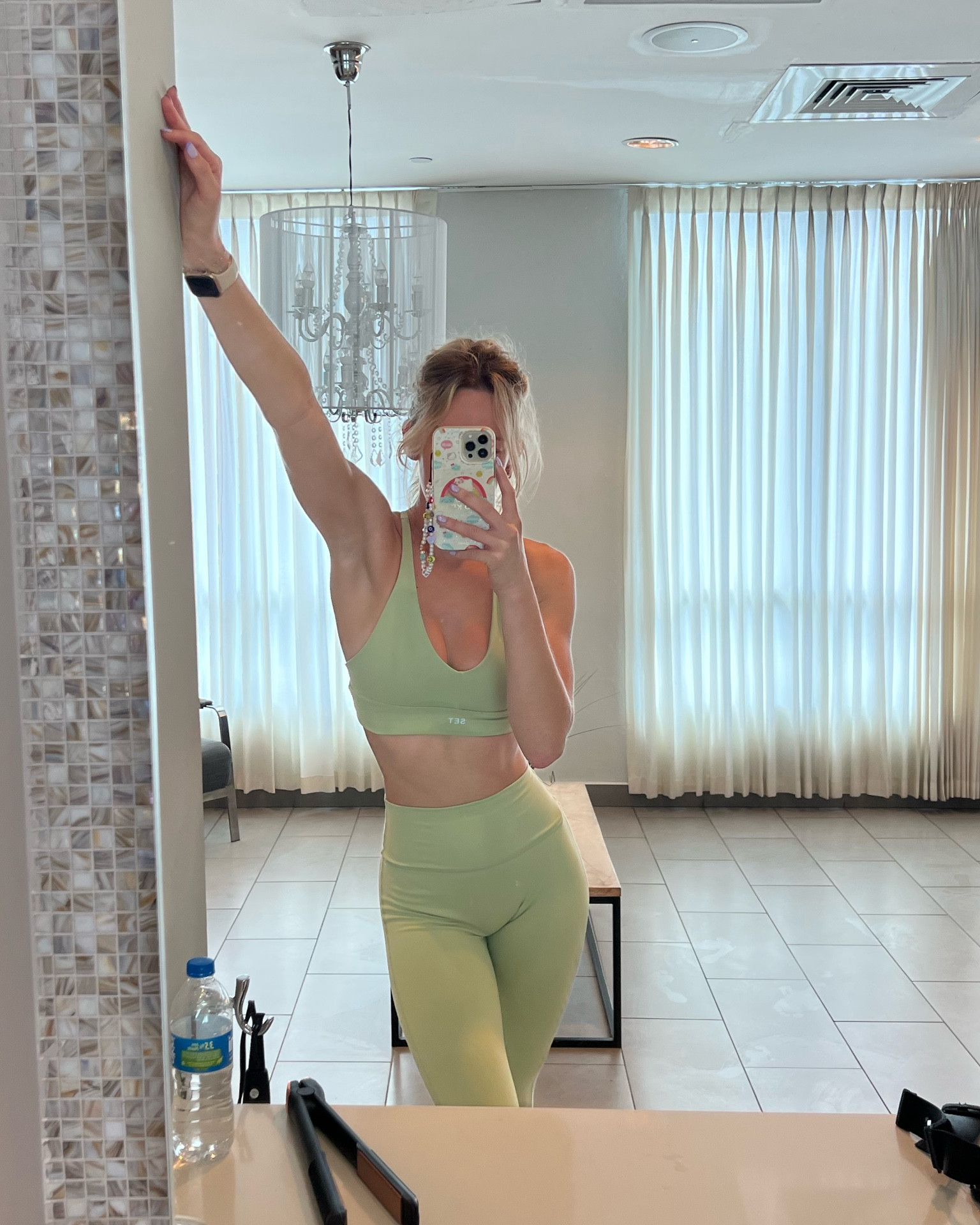 POV: you walk into the locker room while I’m trying to take a selfie

Ootd, gym fit, gym girl, gym outfit, set active

#LTKunder50 #LTKfit