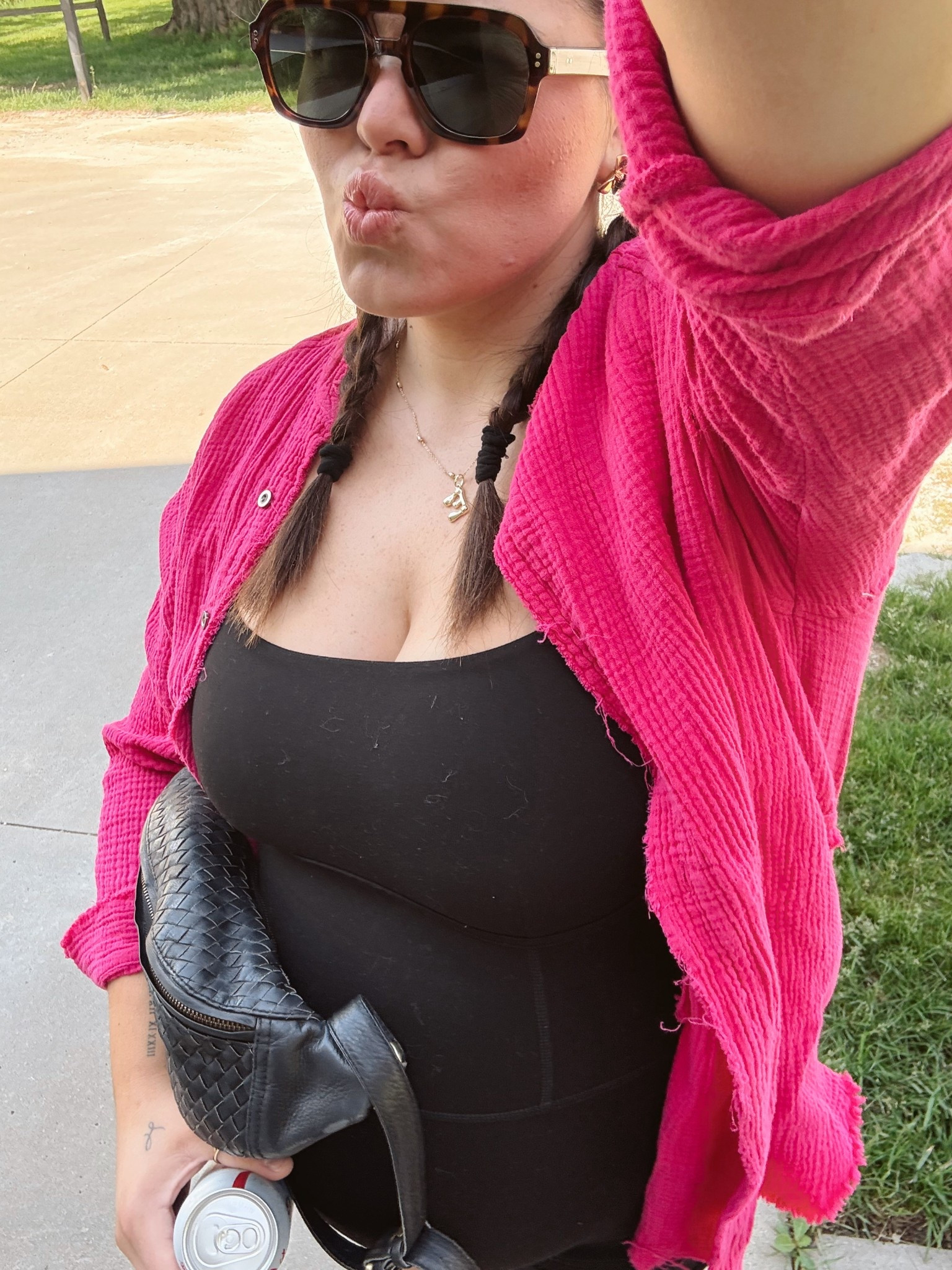 The best Amazon pregnancy outfits ever!!

Xl in the jumpsuit / romper and large In the top / swimsuit coverup 

#LTKFindsUnder50 #LTKBump #LTKMidsize