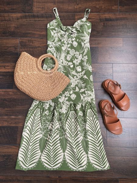 Farm Rio designer dress dupe!!! 💚 Under $30 Walmart fashion find! 😍 This tropical dress would be perfect for summer vacation! 🌴☀️🥥   #lookforless

• light & breezy
• side pockets
• petite friendly

#LTKSaleAlert #LTKSeasonal #LTKFindsUnder50