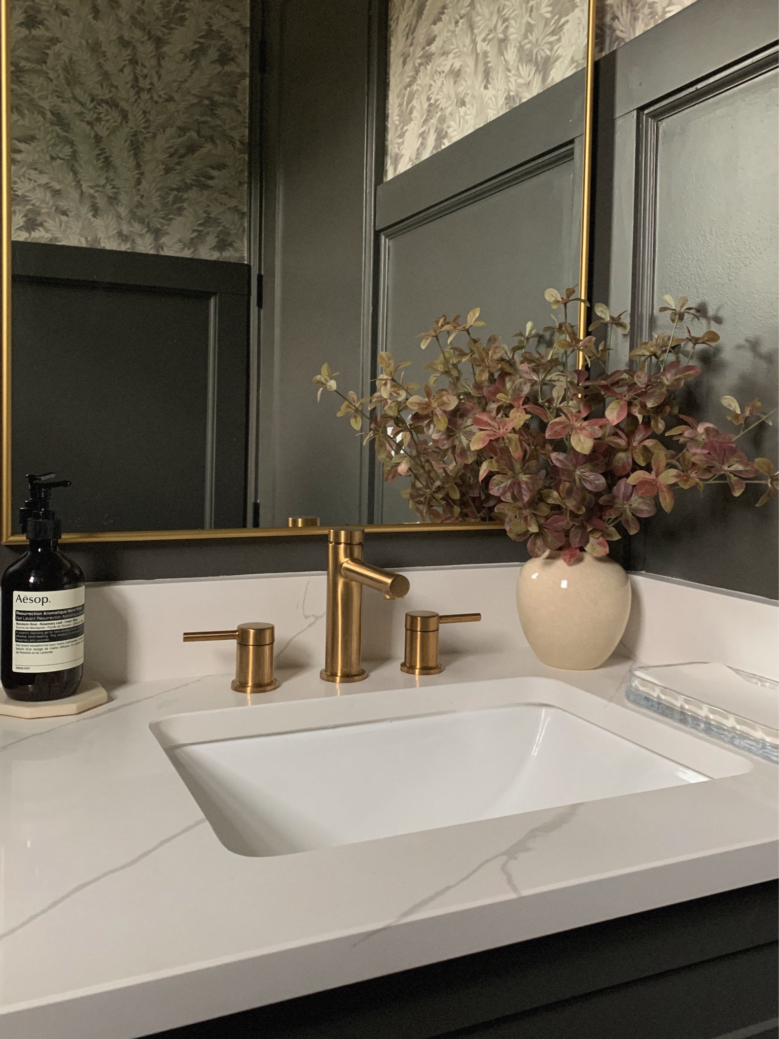 Moody powder room, fall vibes. 

#powderroom #interiors #interiordesign #decorating #home

#LTKSeasonal #LTKHome