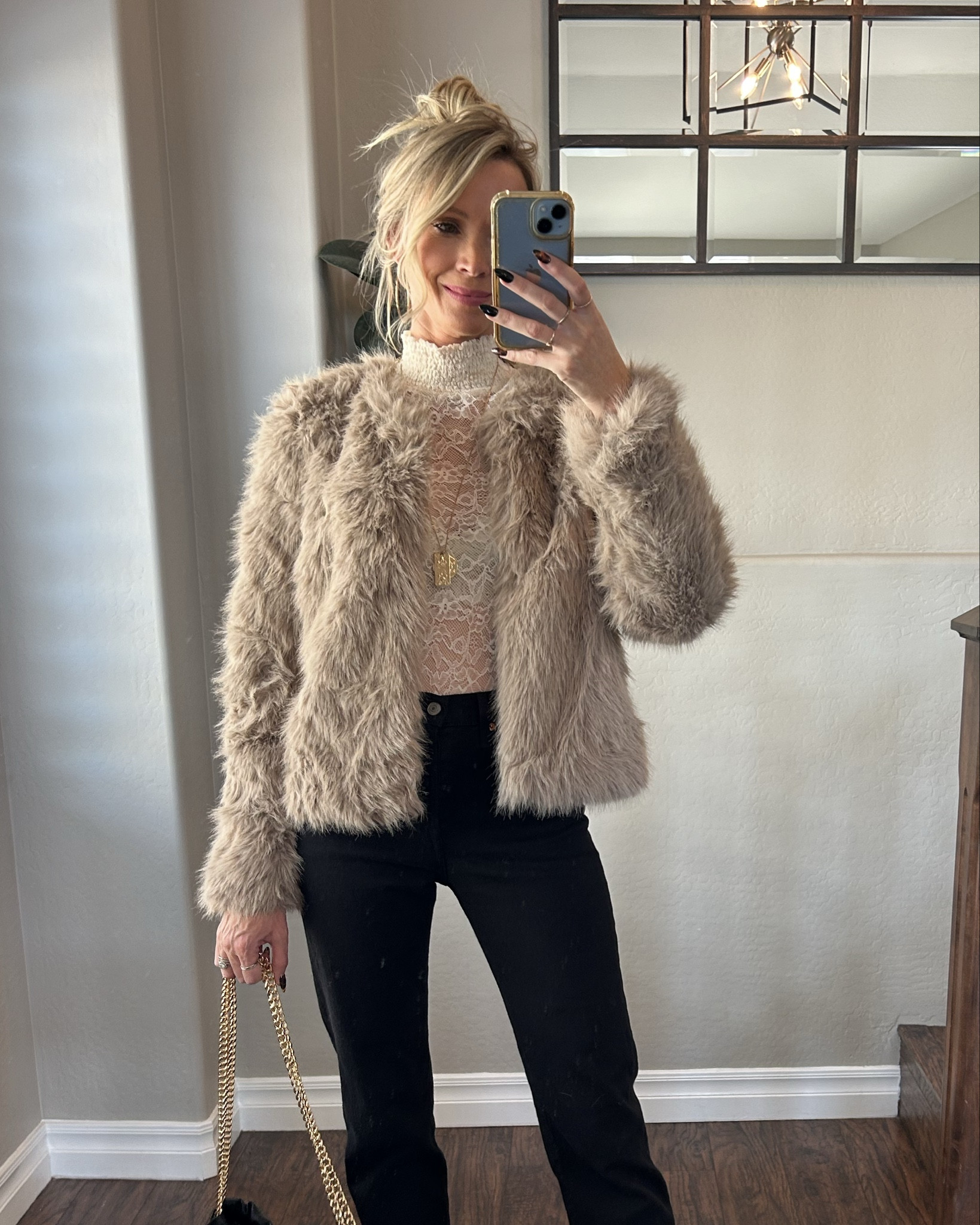 The best amazon faux fur! Comes in so many colors! And it will arrive before xmas! 

#LTKHoliday #LTKgrwm #LTKFindsUnder50