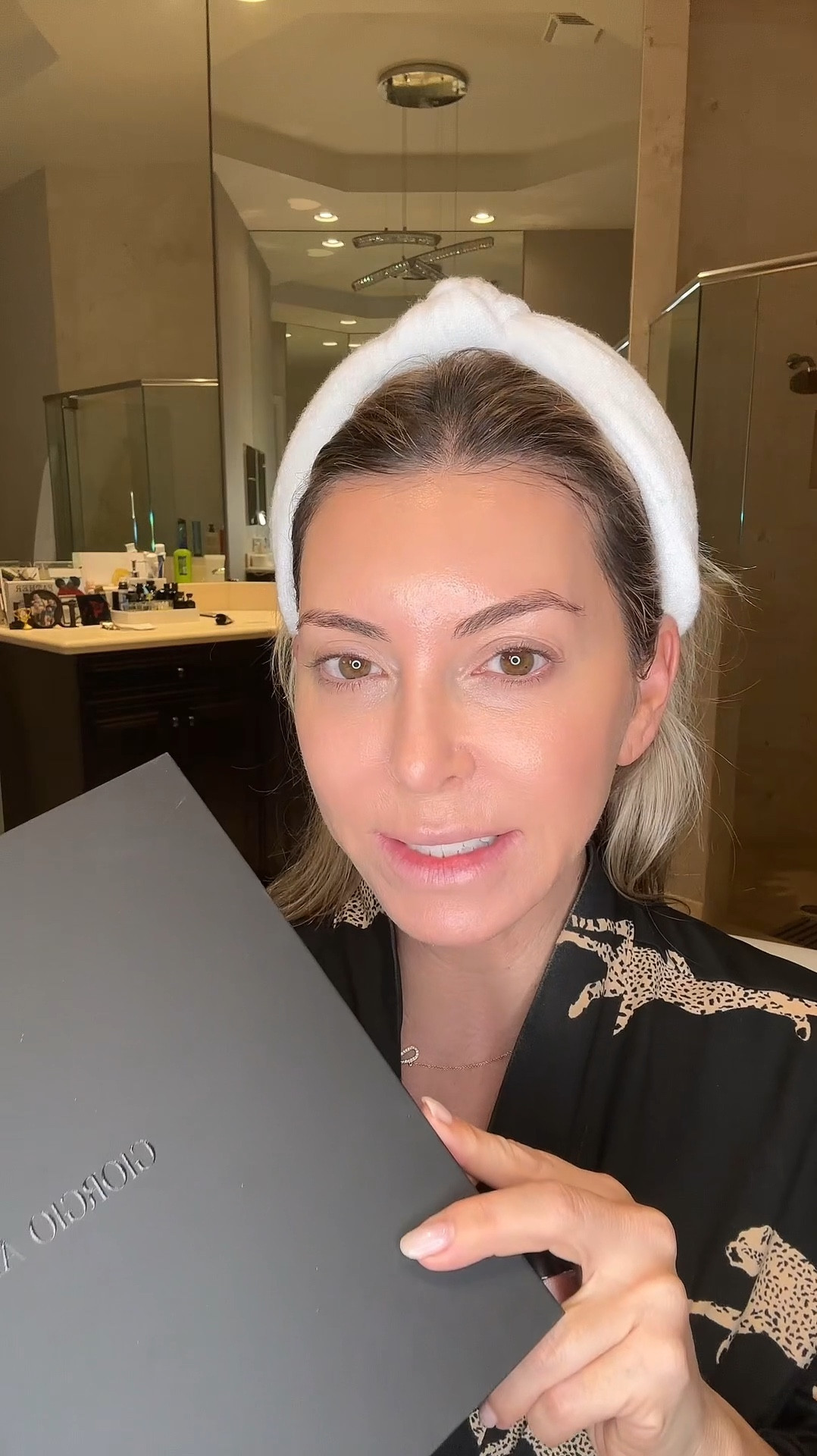 Easy holiday glam! 

#LTKbeauty #LTKover40 #LTKHoliday

