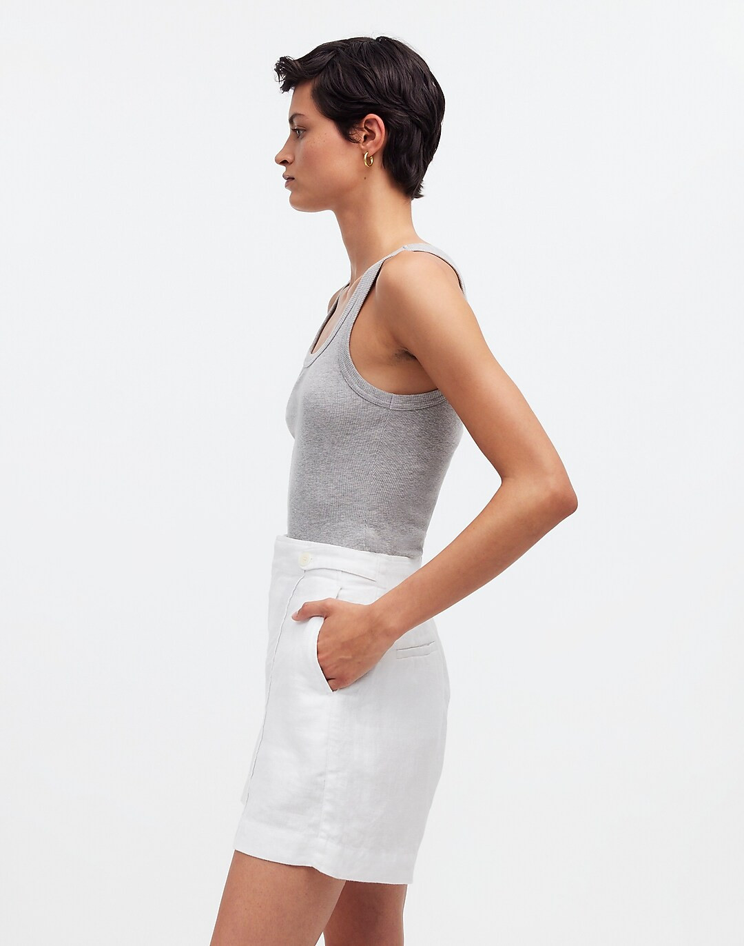 Clean Button-Tab Shorts in 100% Linen | Madewell