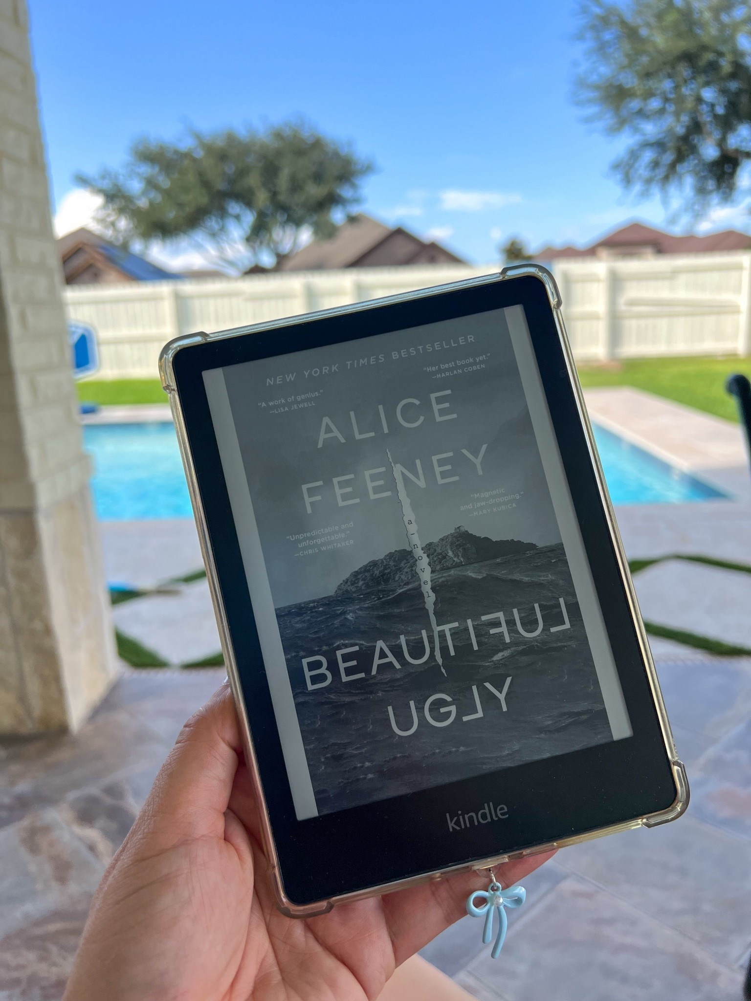 Beautiful, ugly e-book Kindle paperwhite Amazon fine novel, Alice Feeney book

#LTKHome #LTKFindsUnder50 #LTKFamily