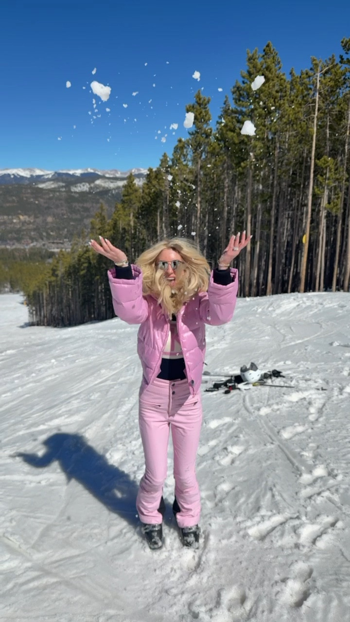 Pretty in pink! Snow bunny fun! Spring break skiing with all of my boys!  Perfect moment puffer, sweater and pants!  💖🌷🦋❄️🌄🪄🤍

#LTKTravel #LTKSeasonal #LTKootd