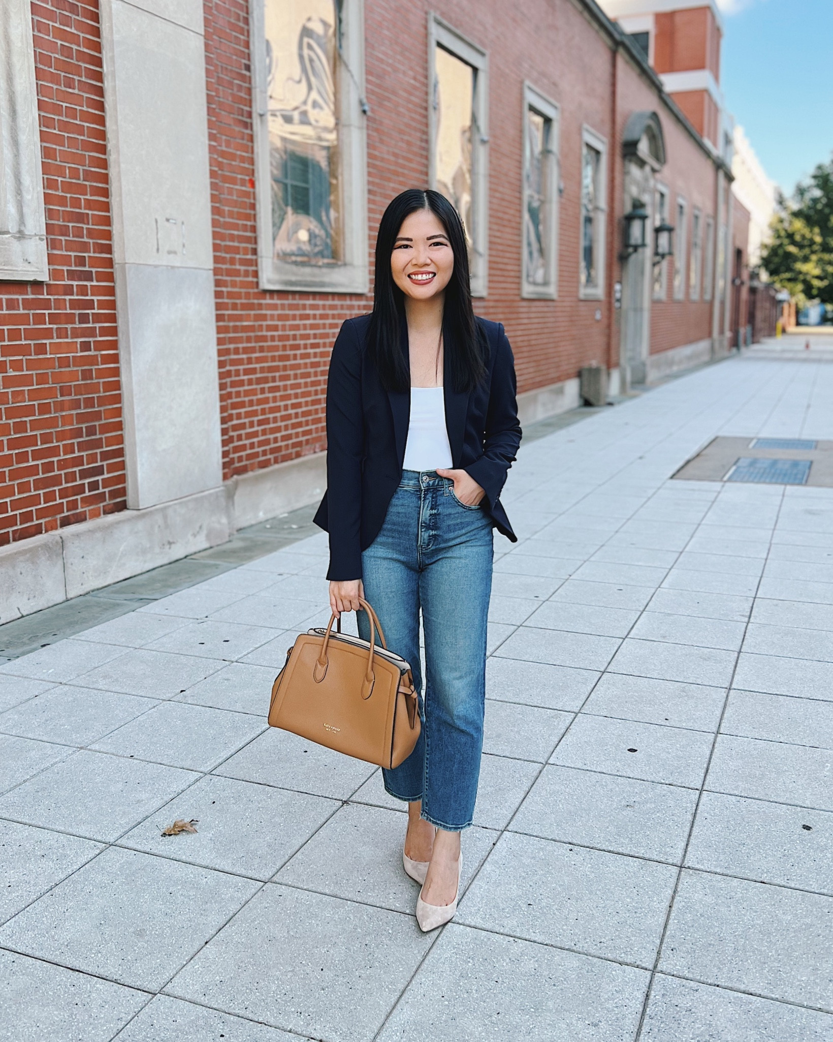 Navy blazer (XS)
White seamless tank top (S)
White tank top
White cropped tank top
High waisted jeans (4S)
High waisted straight jeans
Kate Spade Knott satchel tote bag
Beige suede pumps (TTS)
Beige pumps
Block heel pumps
Smart casual outfit
Business casual outfit

#LTKSeasonal #LTKstyletip #LTKworkwear