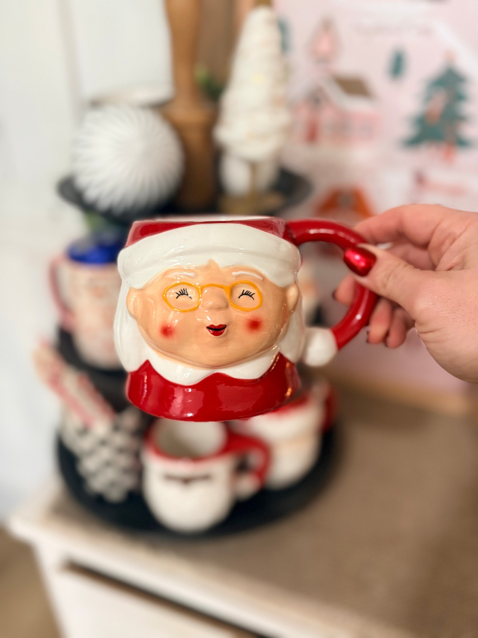 Take my word for it, coffee tastes better in a festive mug ❤️

#LTKHome #LTKHoliday #LTKmorningroutine