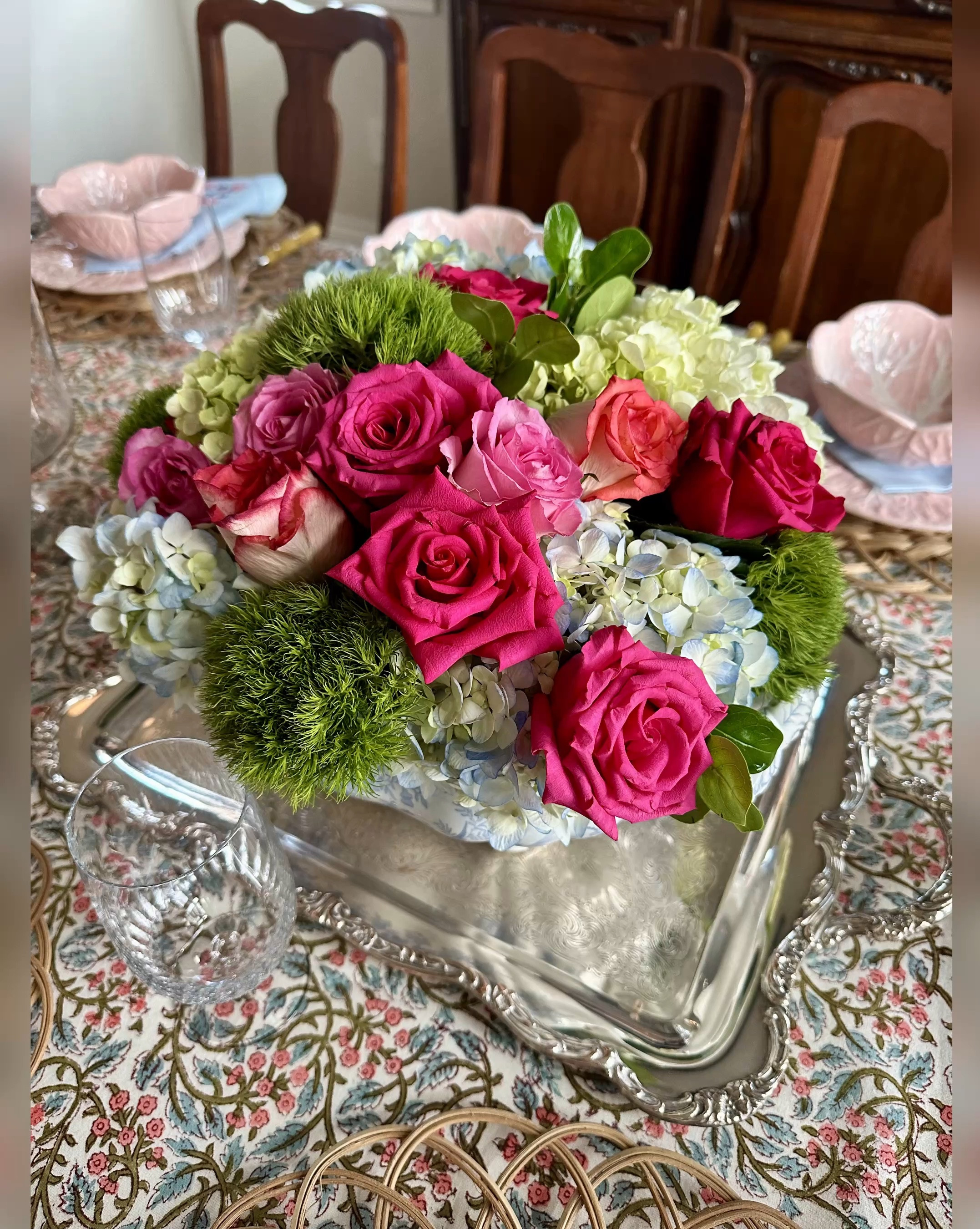 Such a bright and happy table perfect for Easter, Mother’s Day, or any spring or summer event!


#LTKHome #LTKParties #LTKWatchNow