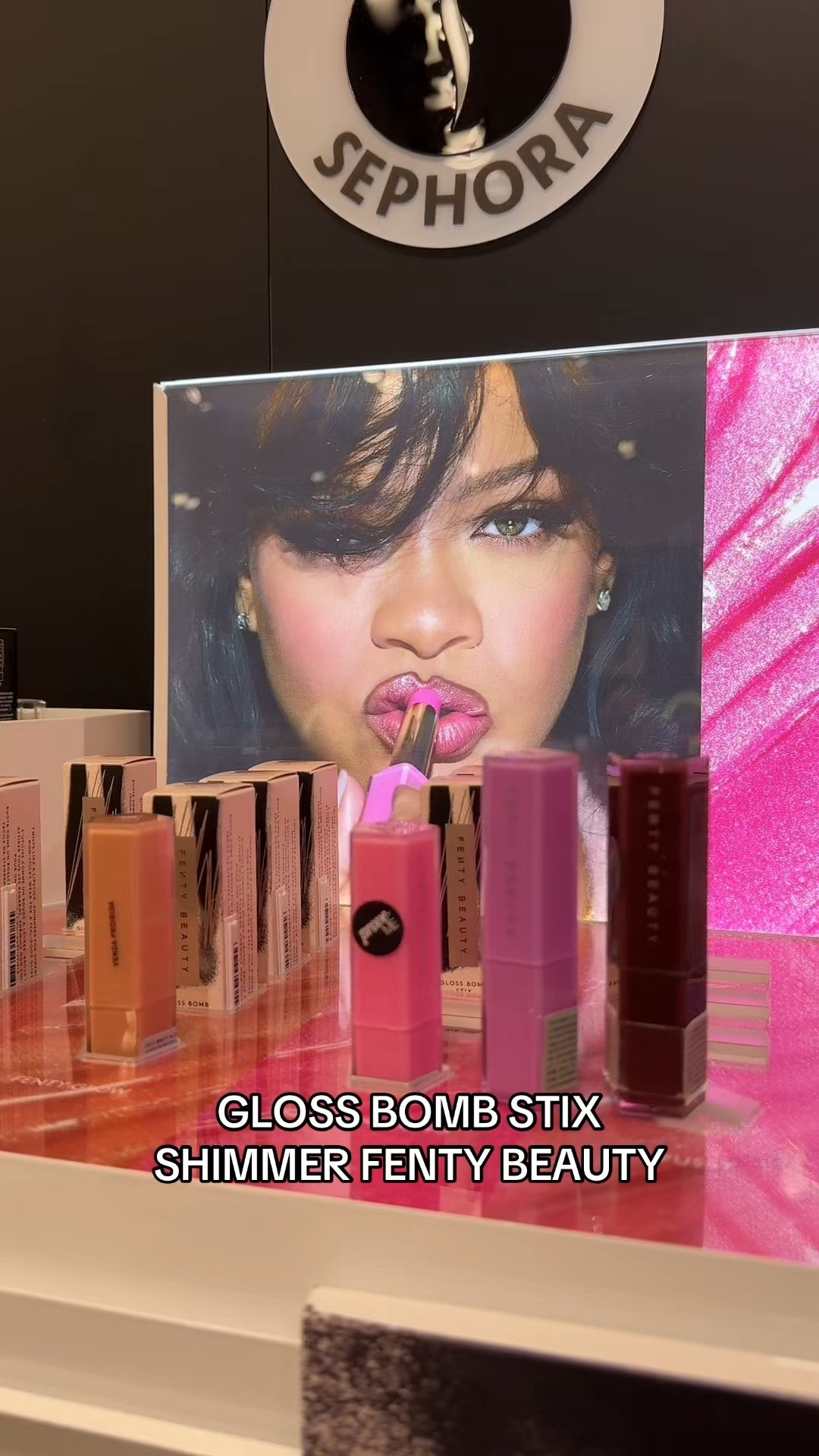 Gloss bomb shimer 

#LTKbeleza #LTKbrasil