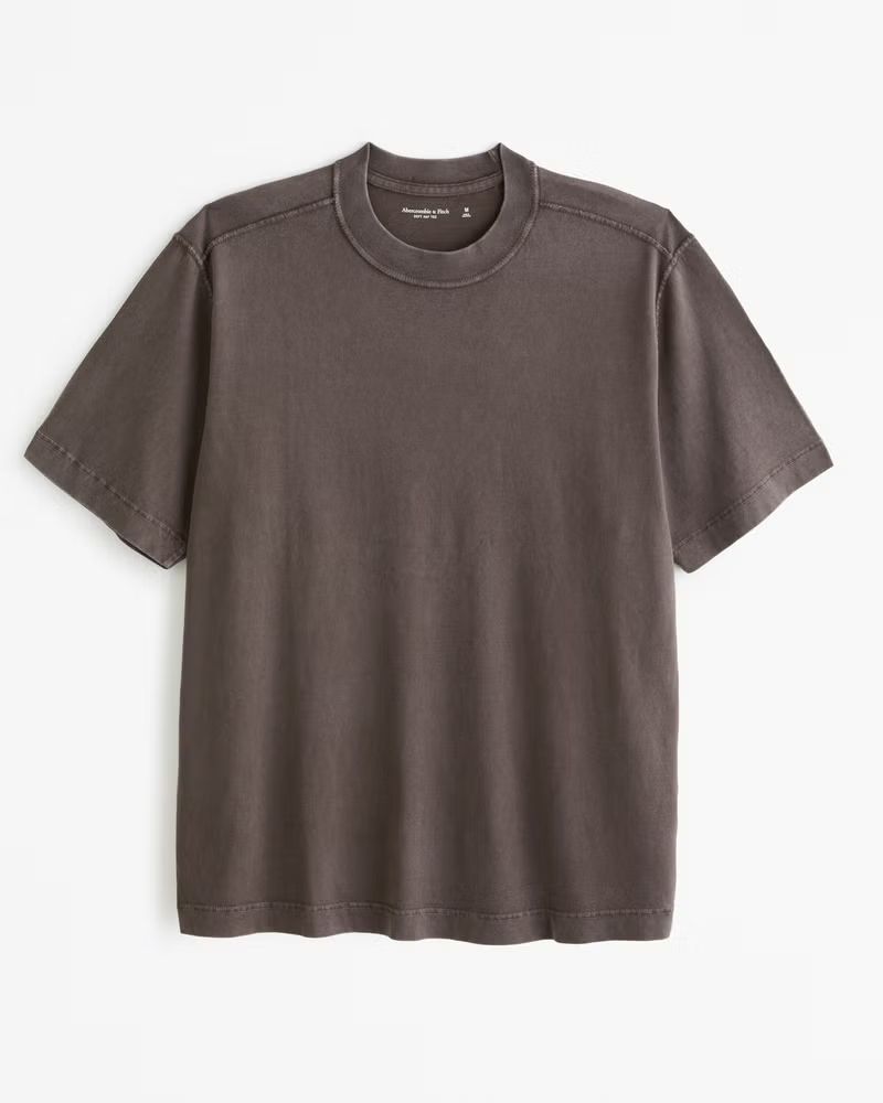 Abercrombie & Fitch Men's Vintage-Inspired Tee in Dark Brown Pattern - Size M TALL | Abercrombie & Fitch (US)