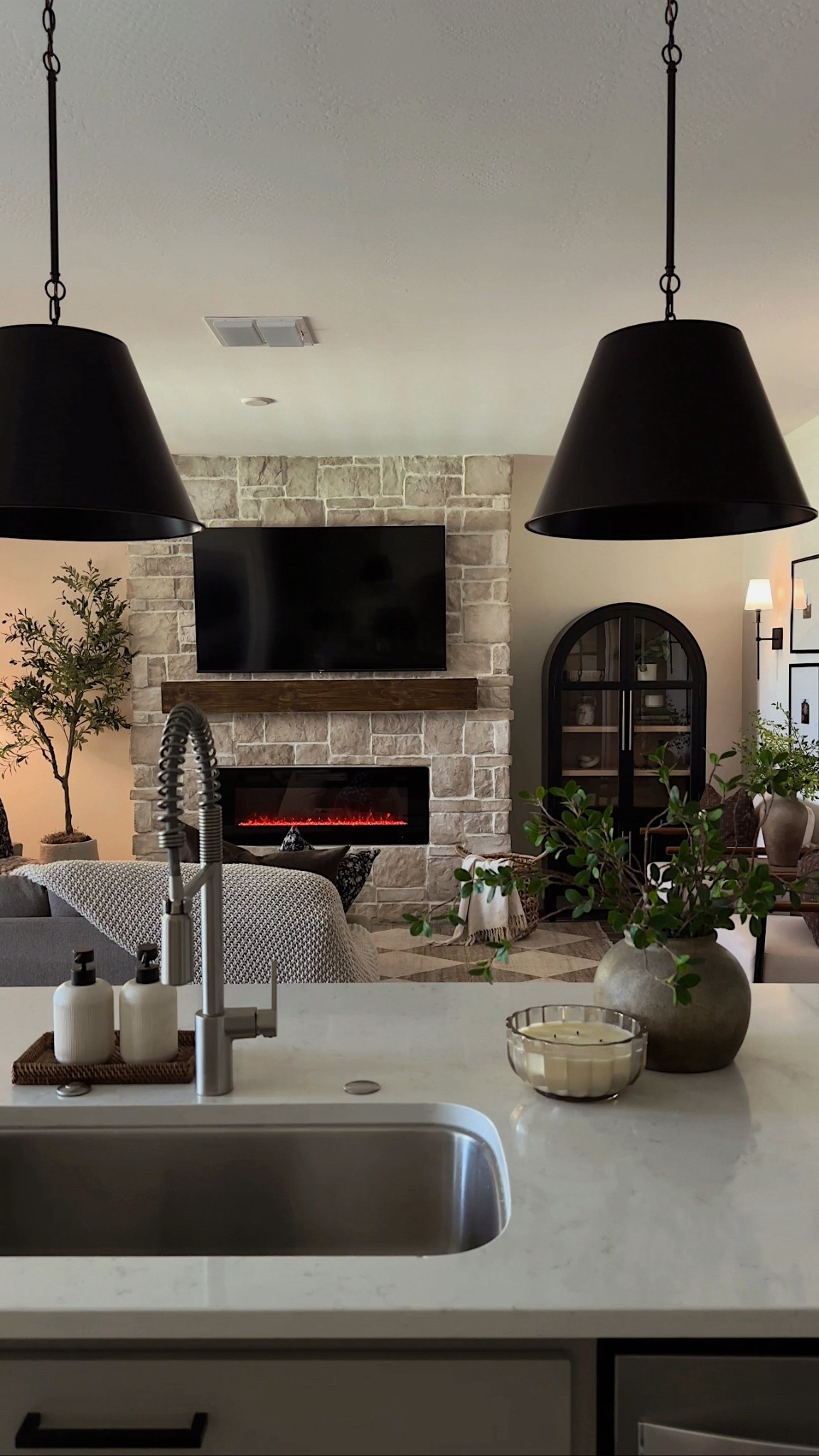 Linking all my living room finds here 🤎 

Living room, neutral home, neutral decor, organic modern, earthy home, neutral home decor, living room decor, living room design

#LTKFindsUnder50 #LTKFindsUnder100 #LTKHome