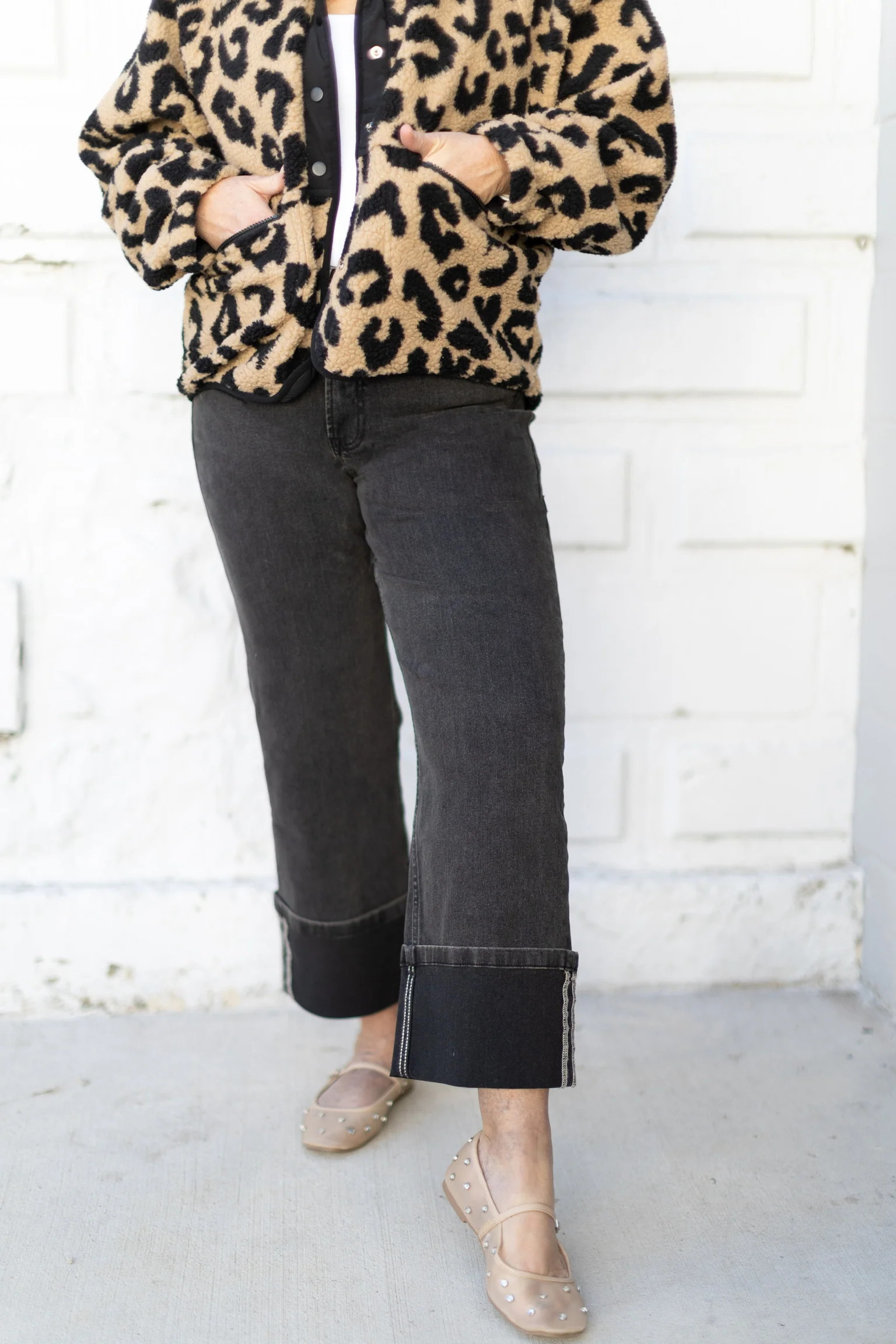 Cuffed Black Denim Jeans L | Emmacate Boutique